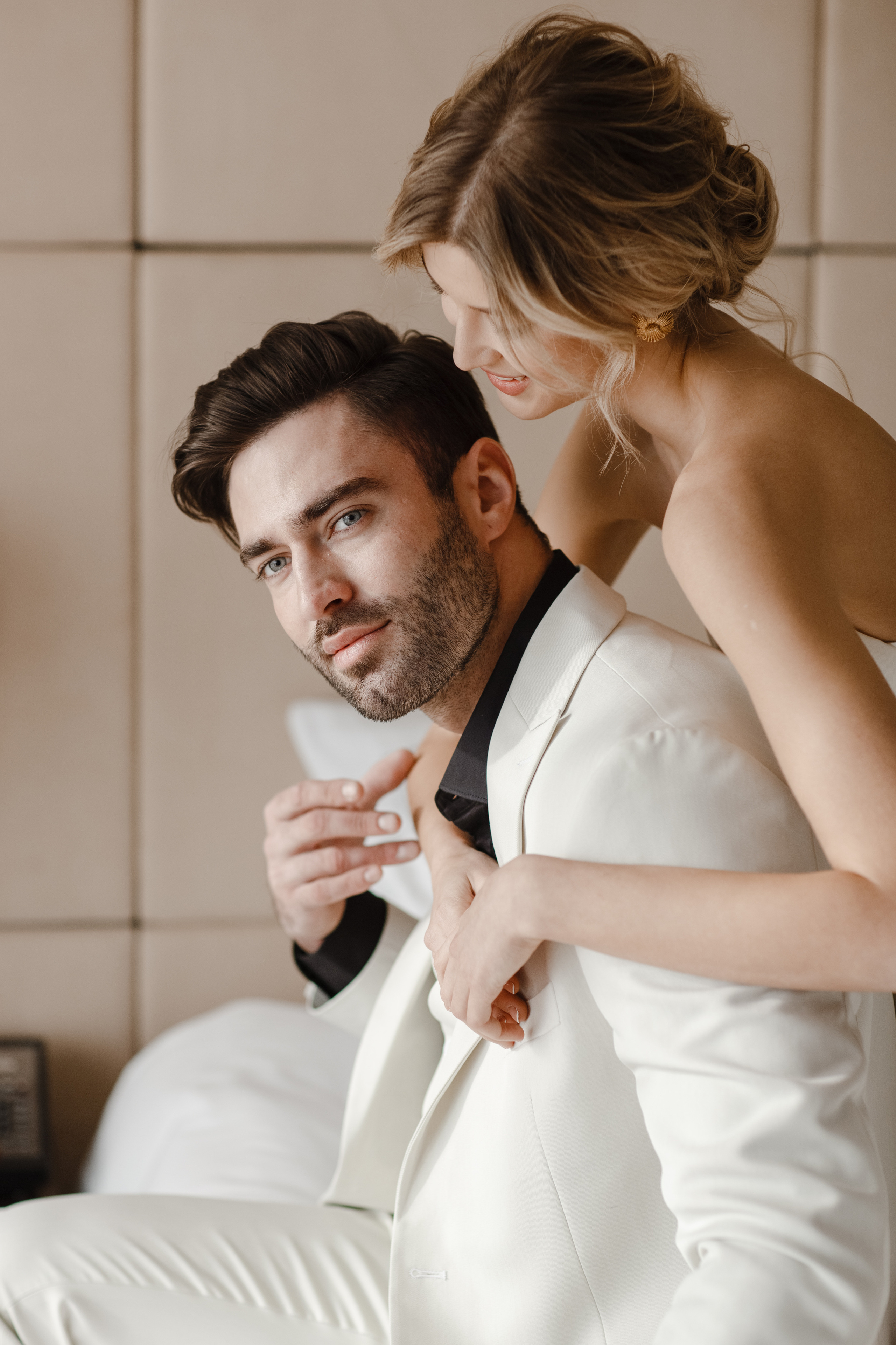 Свадебная фотосессия на природе и в интерьерах Краснодара. Фотограф в Краснодаре Анна Худокормова. Свадебные, семейные, детские фотосессии