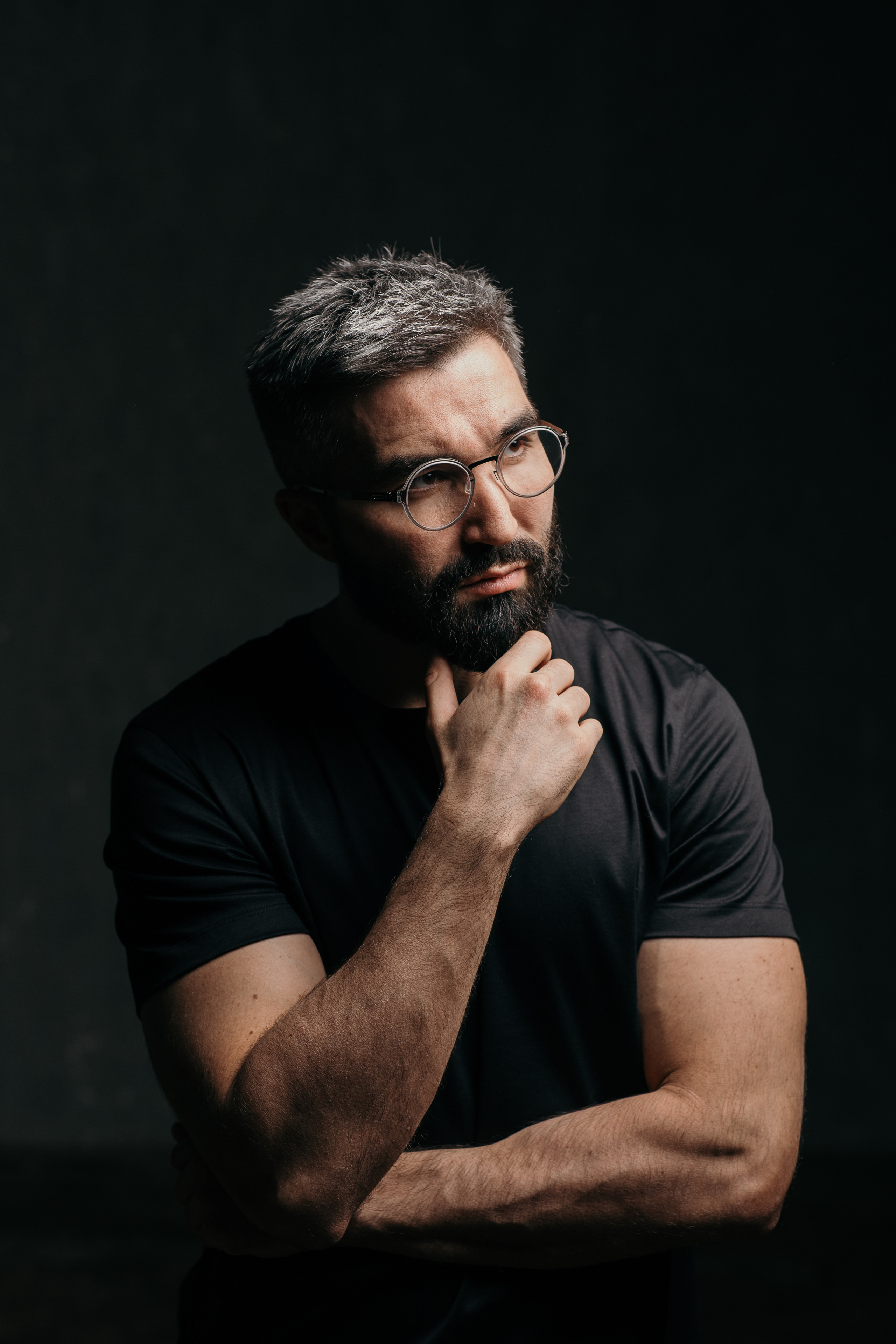 Мужские портреты от лучшего фотографа в Краснодаре. Фотограф в Краснодаре Анна Худокормова. Свадебные, семейные, детские фотосессии