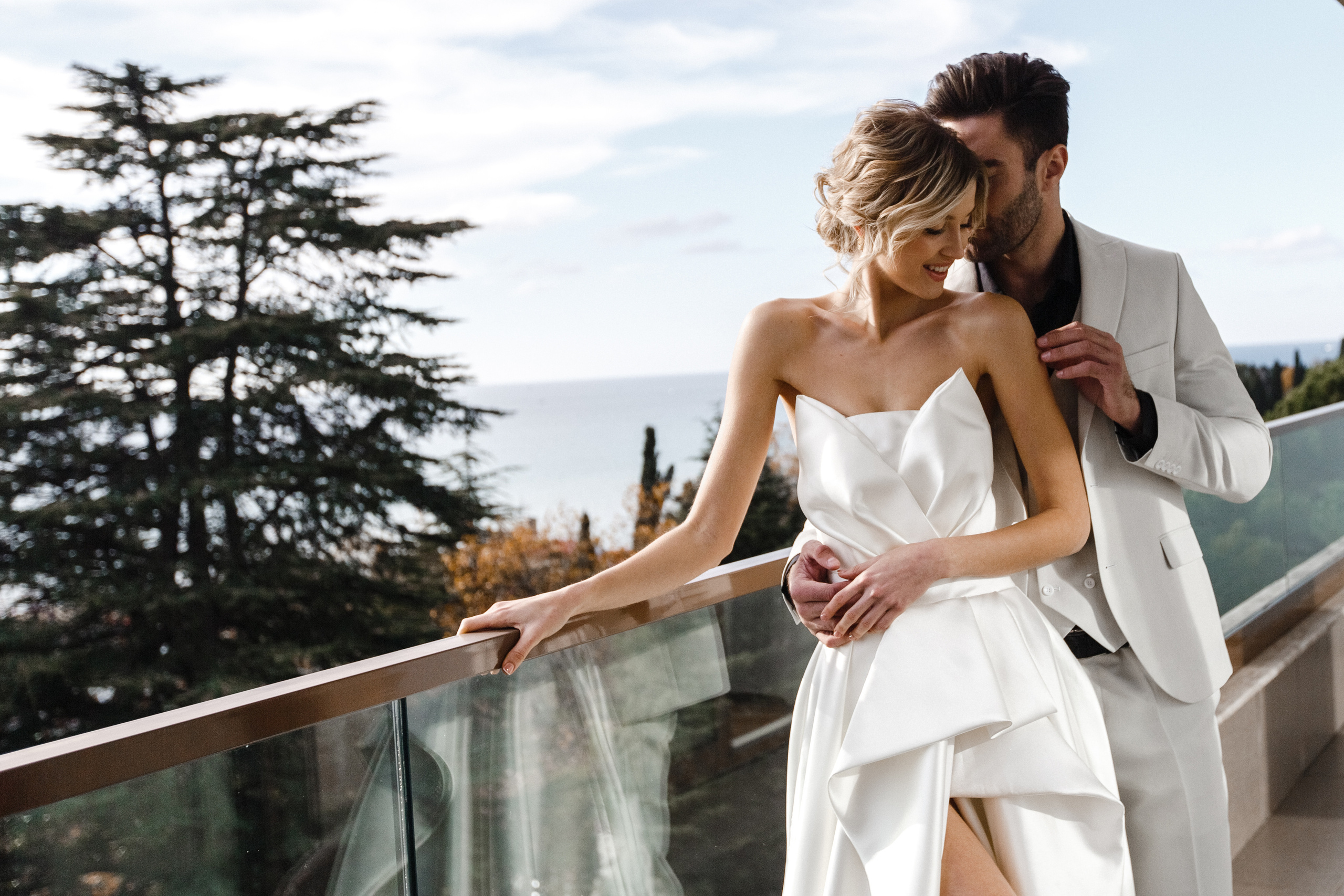 Свадебная фотосессия на природе и в интерьерах Краснодара. Фотограф в Краснодаре Анна Худокормова. Свадебные, семейные, детские фотосессии