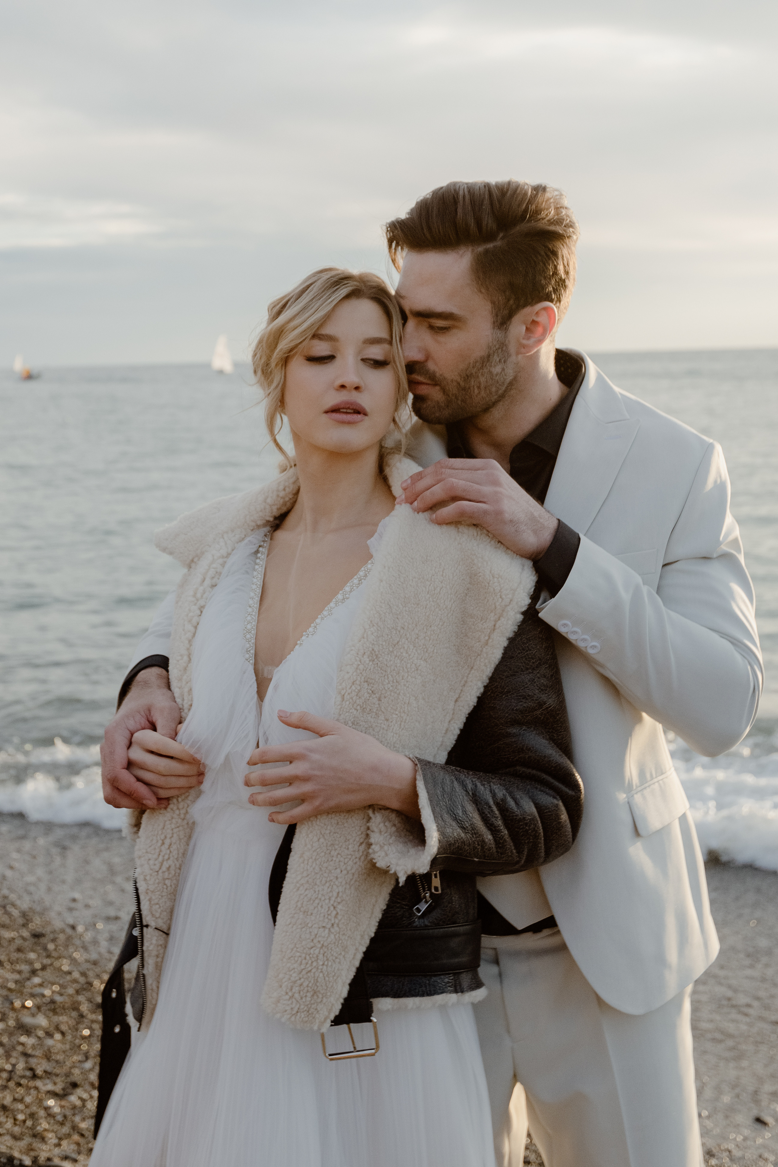 Свадебная фотосессия на природе и в интерьерах Краснодара. Фотограф в Краснодаре Анна Худокормова. Свадебные, семейные, детские фотосессии