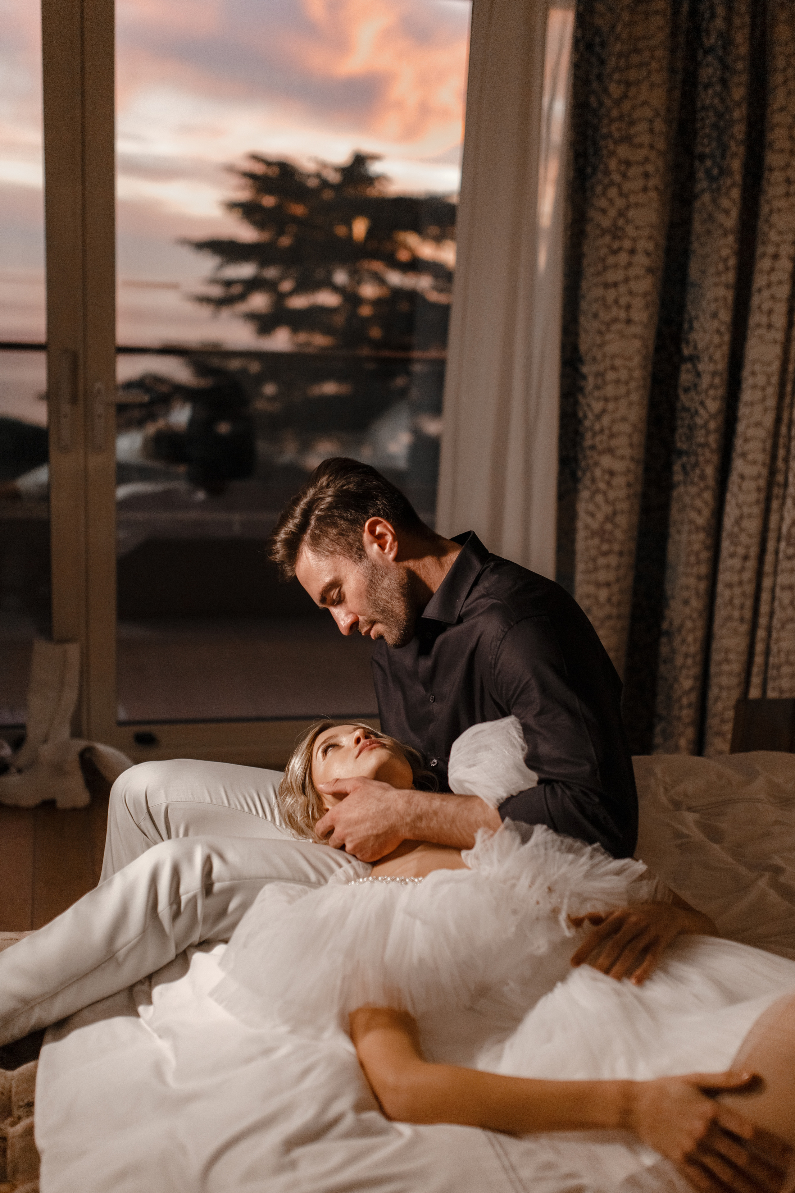 Свадебная фотосессия на природе и в интерьерах Краснодара. Фотограф в Краснодаре Анна Худокормова. Свадебные, семейные, детские фотосессии