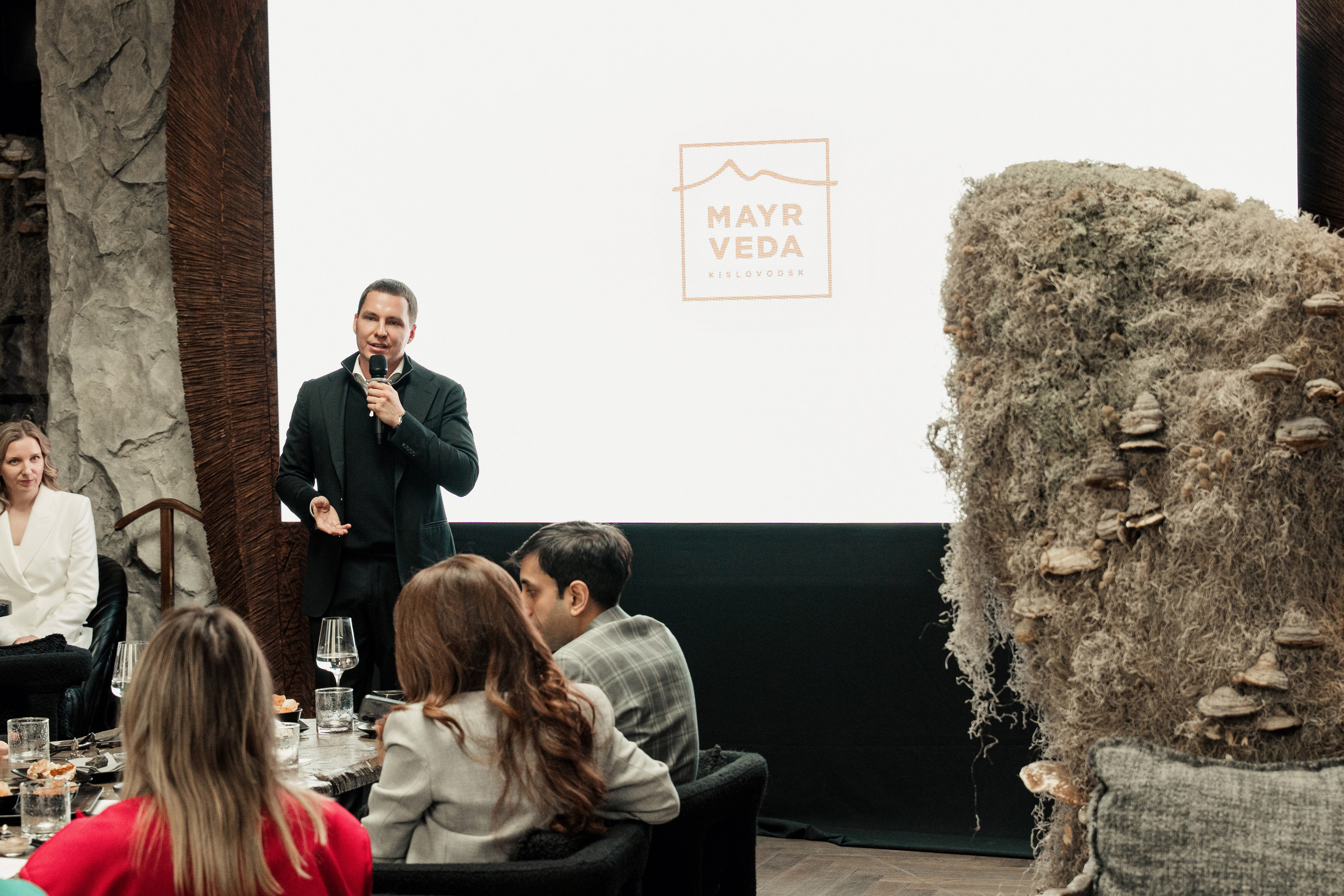 MAYR VEDA. Yankovski_001