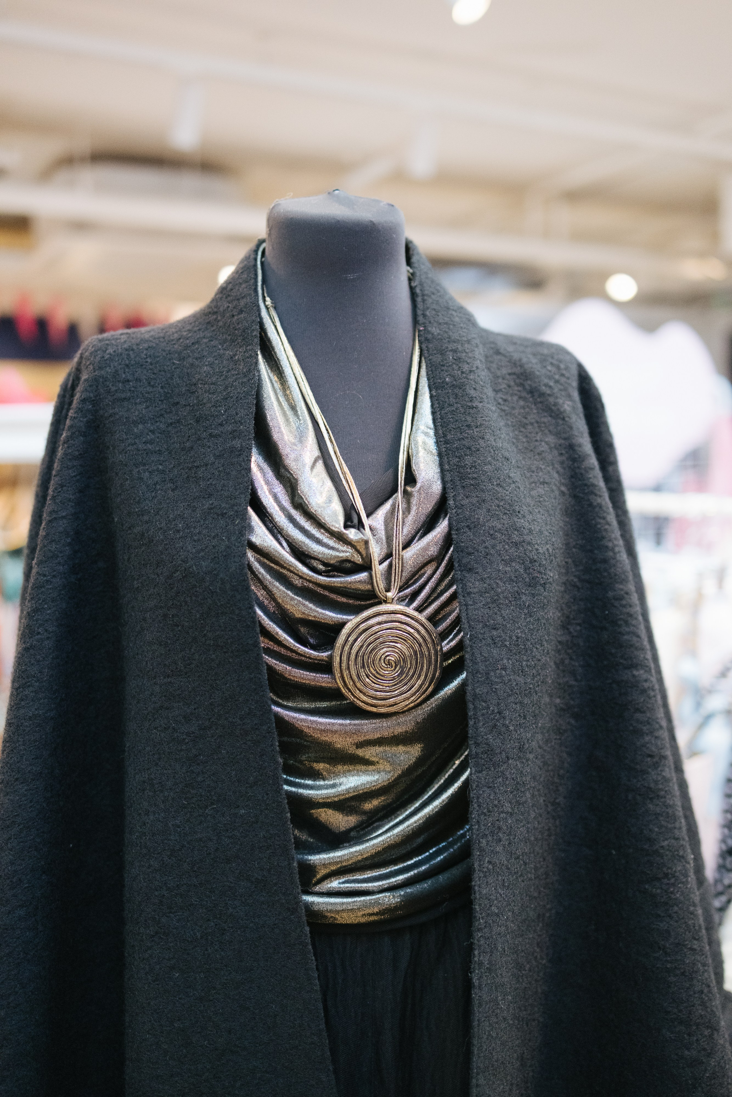 7–8 марта 2025 в пространстве «Три вокзала. Депо» / День 2 / фото Валерий Белобеев. Фотоотчеты «Ламбада-маркета»