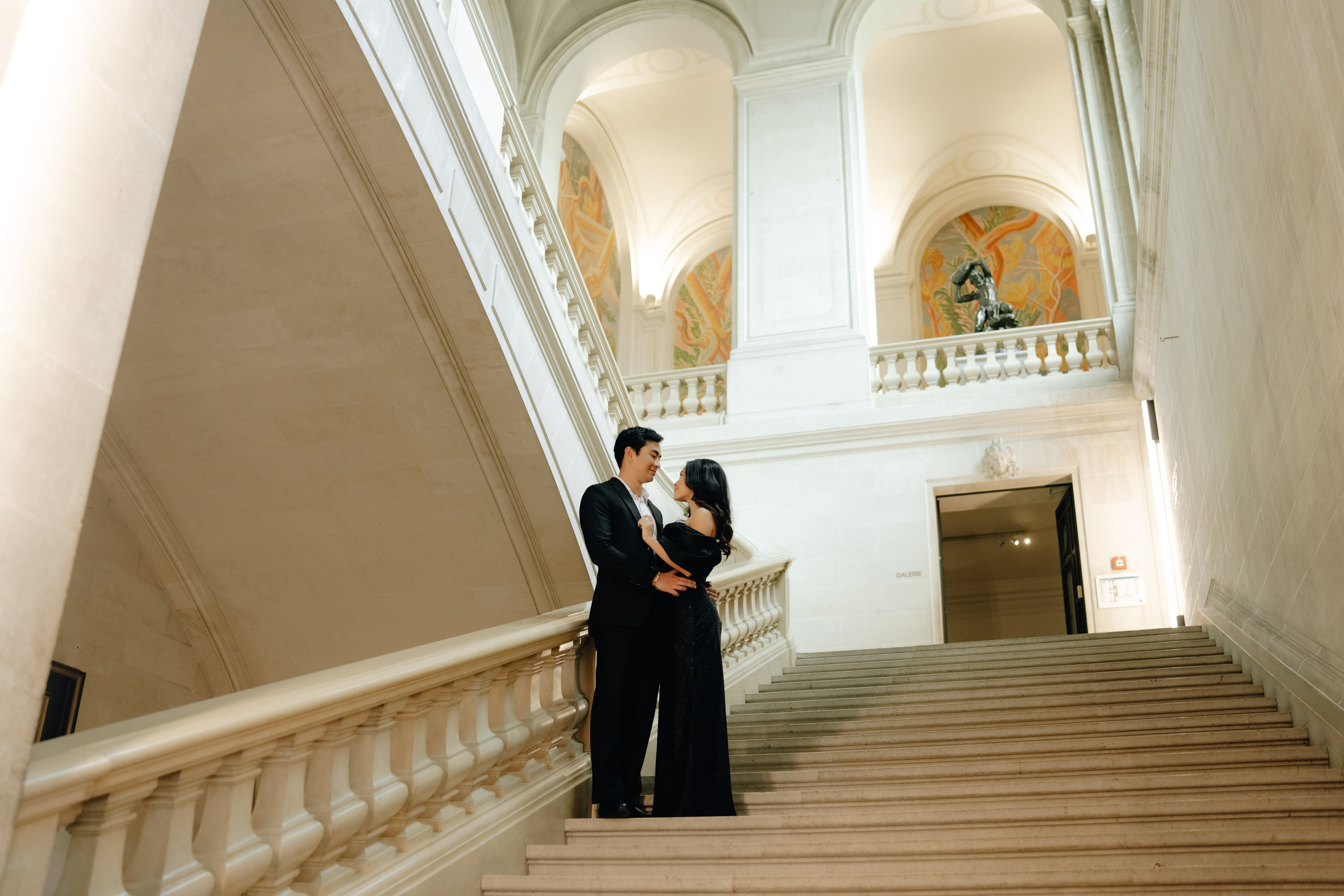 Fifi & Shamil | The Museum of Art. Профессиональный свадебный фотограф в Женеве и Швейцарии | Таня Вовчецкая