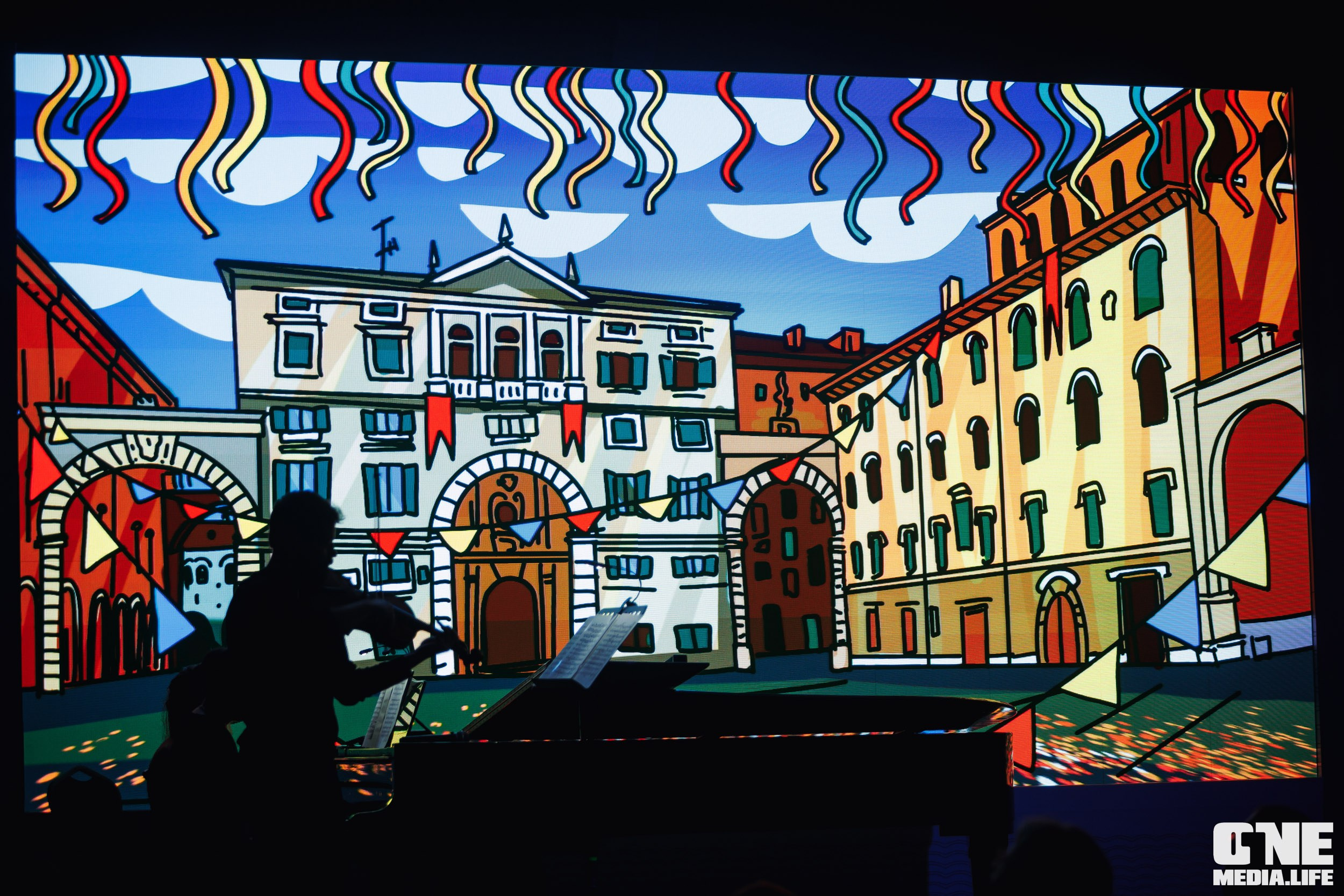 Фоторепортаж из Янтарь Холла. One Media Life: фоторепортажи, фотоотчеты с мероприятий и заведений