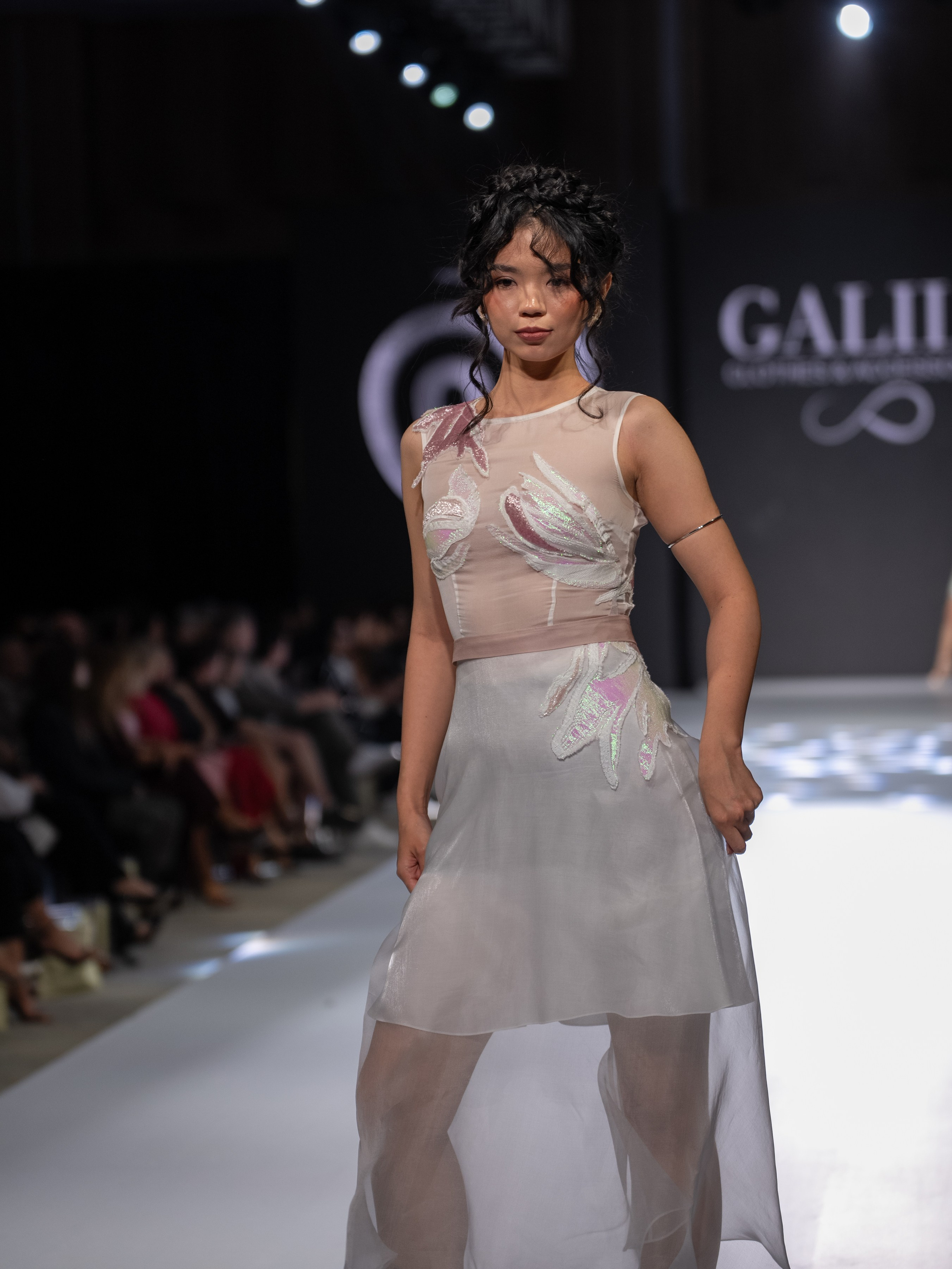 EURASIAN FASHION WEEK Galia. Сайт Алматинского НЮ АРТ, будуар и фэшн фотографа Дениса Карпенко