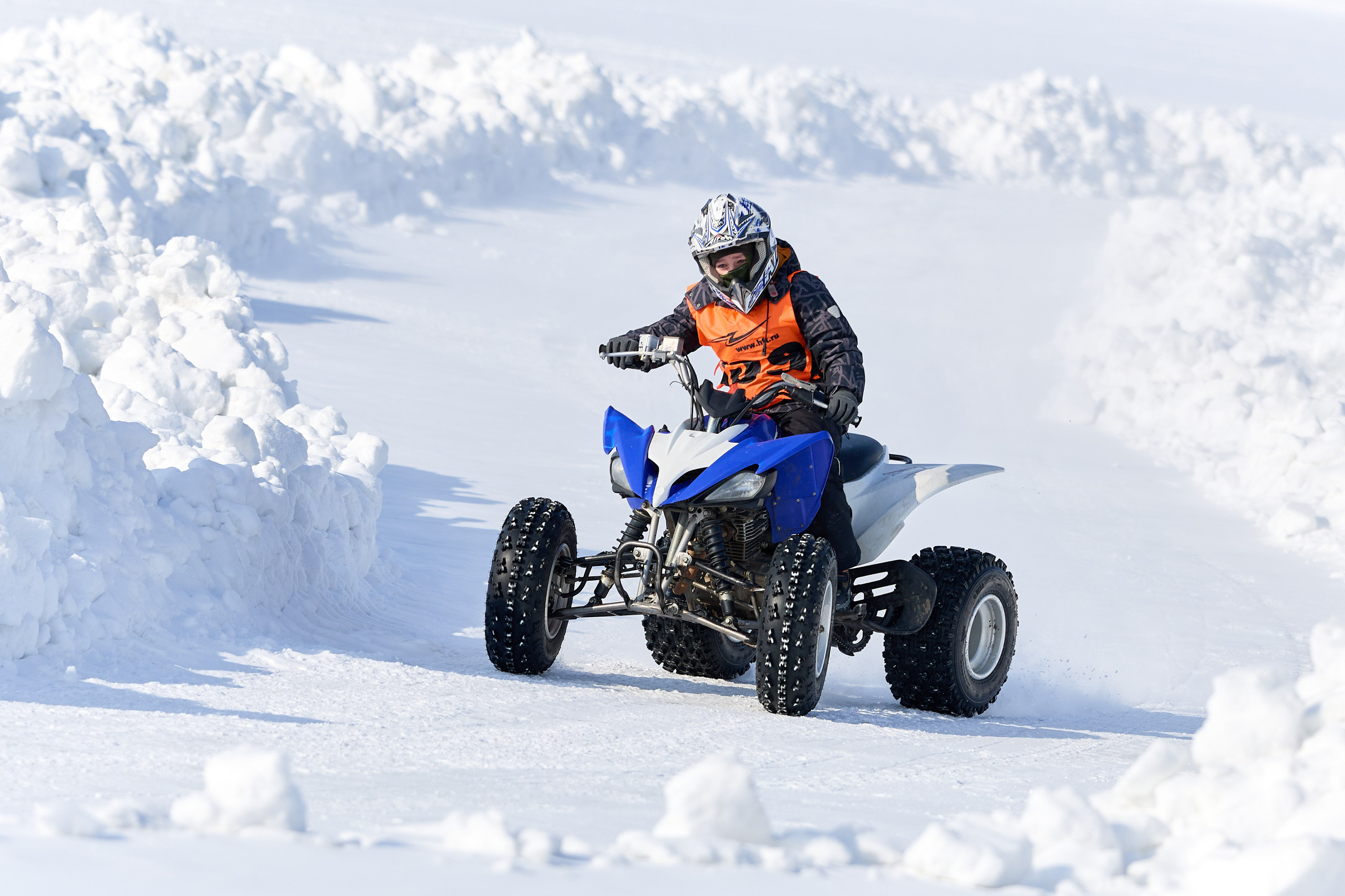Топим Лёд — 2026. Соревнования на квадроциклах. Фотограф в Новосибирске Алена Скокова