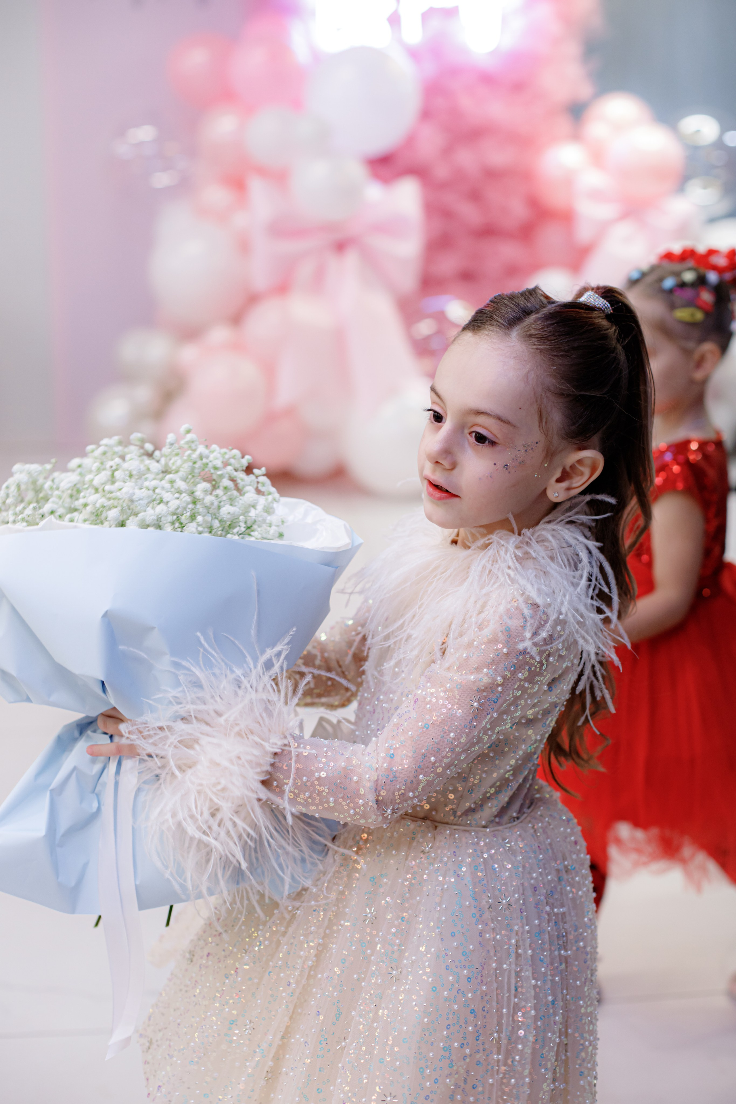 ASIA'S BIRTHDAY PARTY. Photokarish