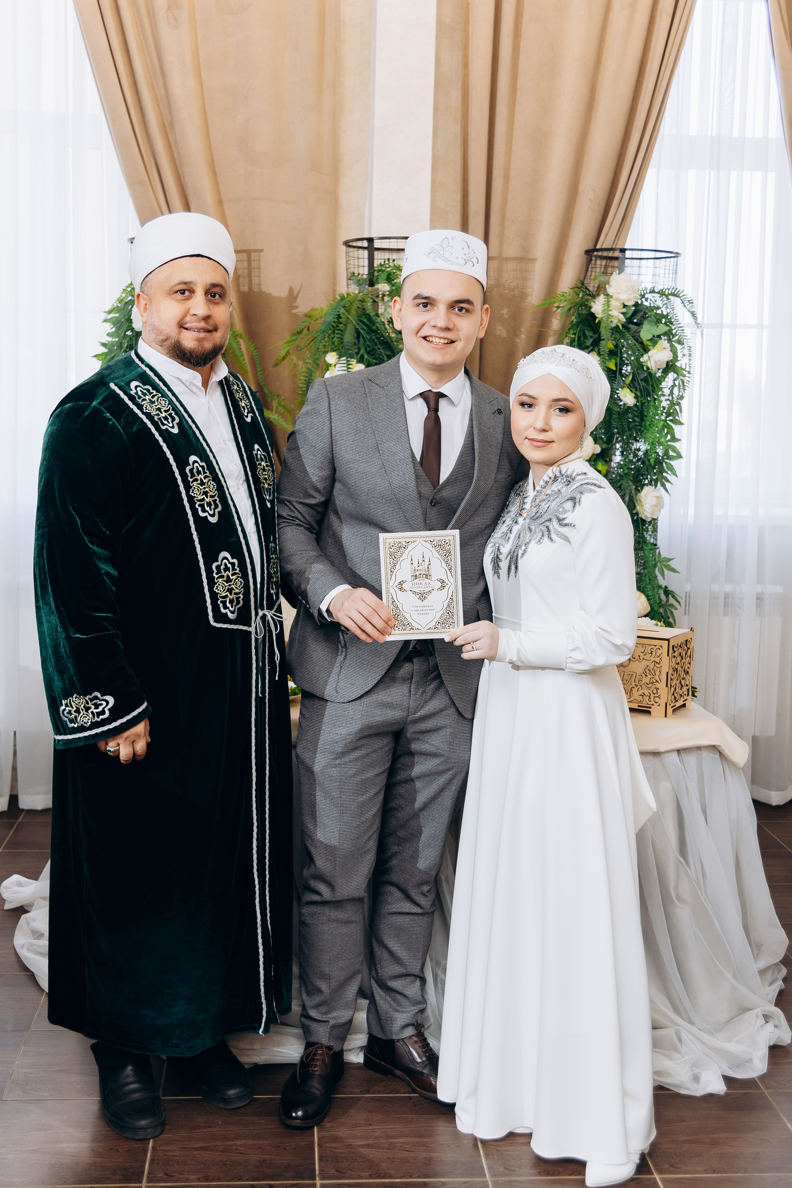 никах в мечети Гаиля,  фотосессия в мечети Гаиля, фотограф на никах Казань Ranas4you, образ невесты на никах, завязывание платка Казань, платье на никах Казань, фотограф на мусульманские свадьбы Ranas4you