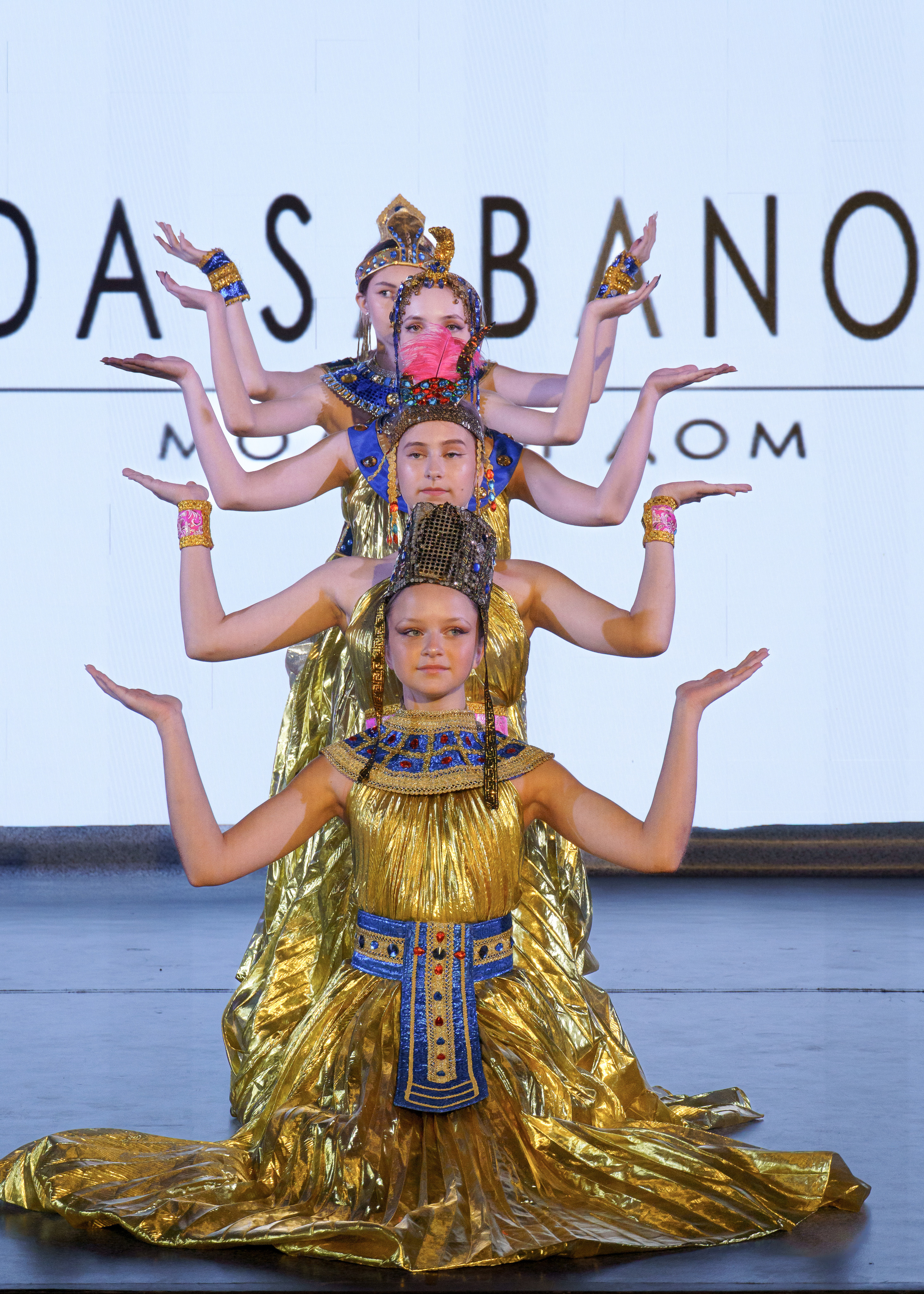 "Время блистать 2023"