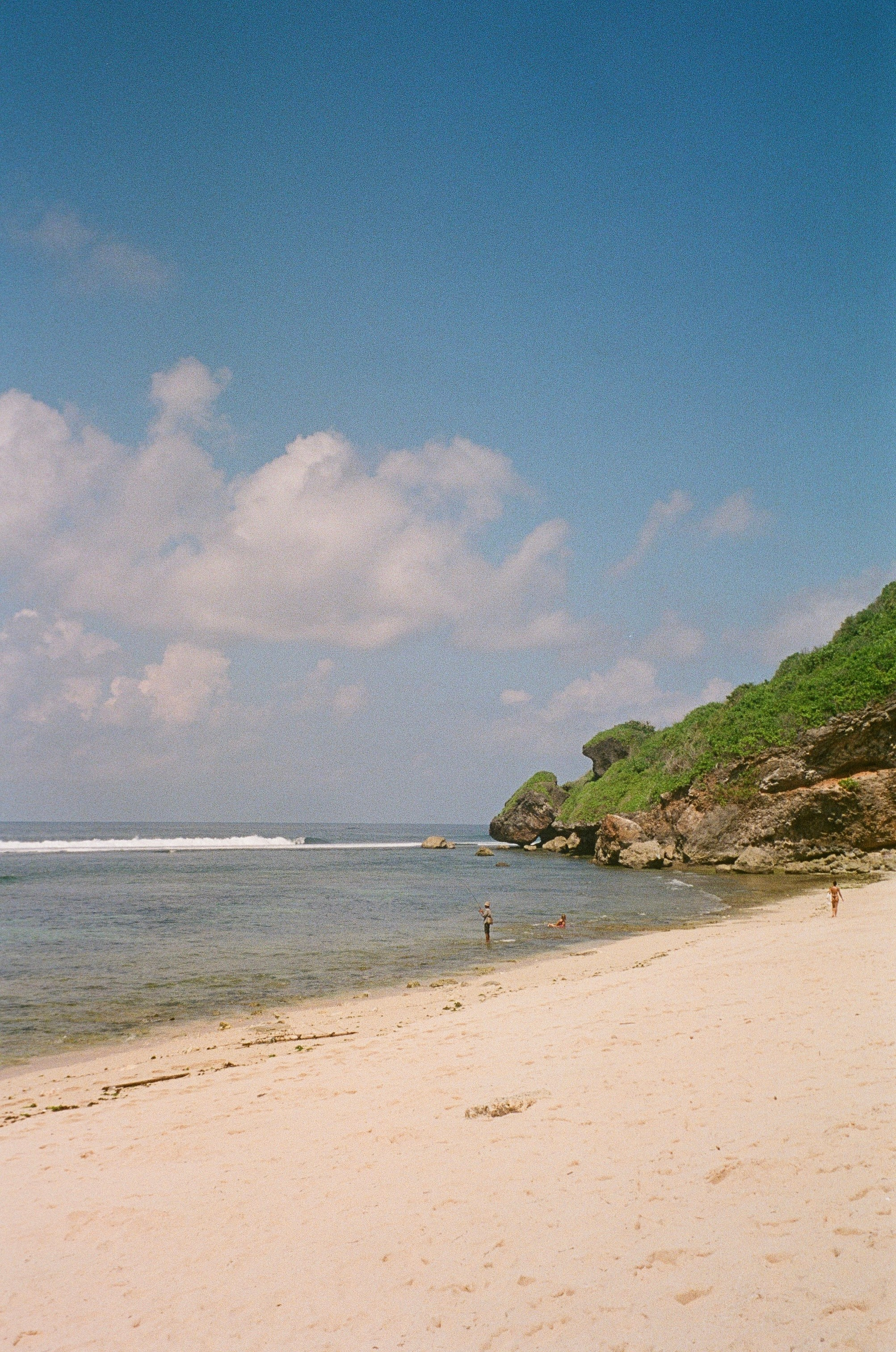 SOMEWHERE. Carolinetru