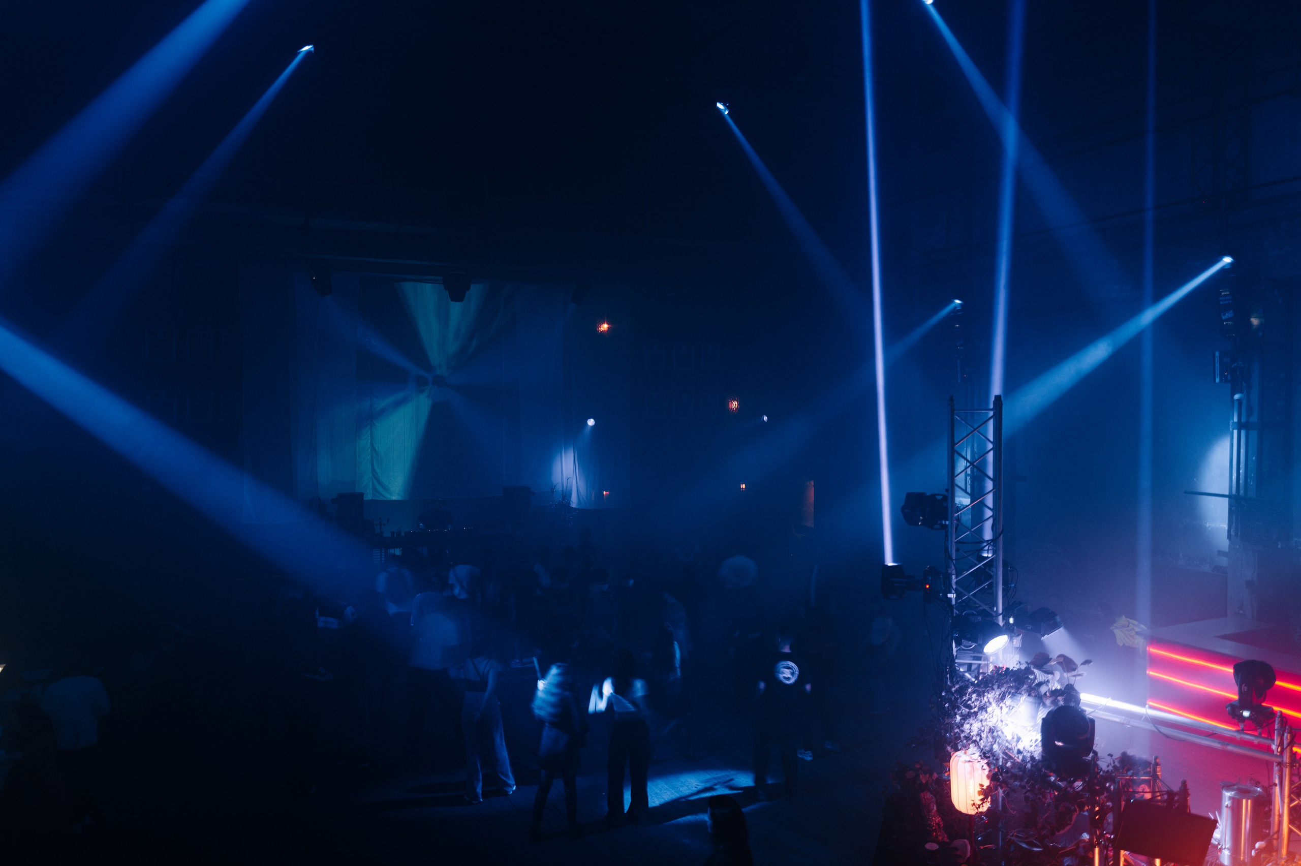 SHIFT, SUBSPACE. @tomrus: Рустам Шагиморданов — фотограф