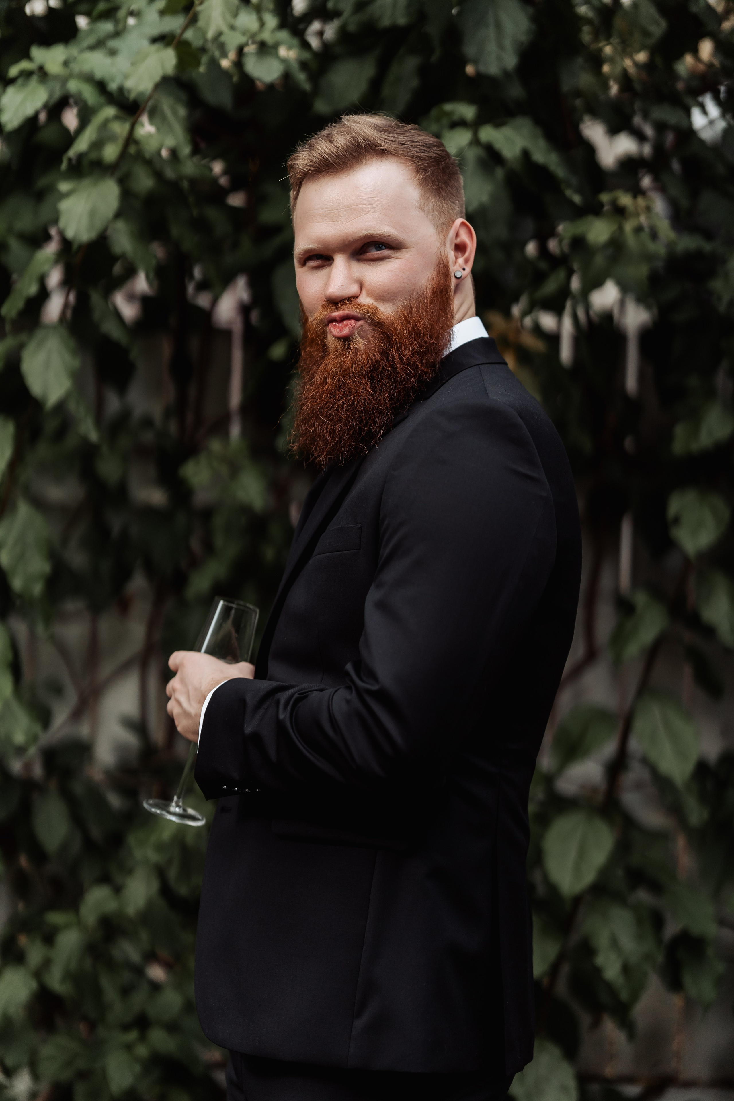 …Sweet embrace. Golden Moments Editing — We do Wedding’s Retouch and Video Editing