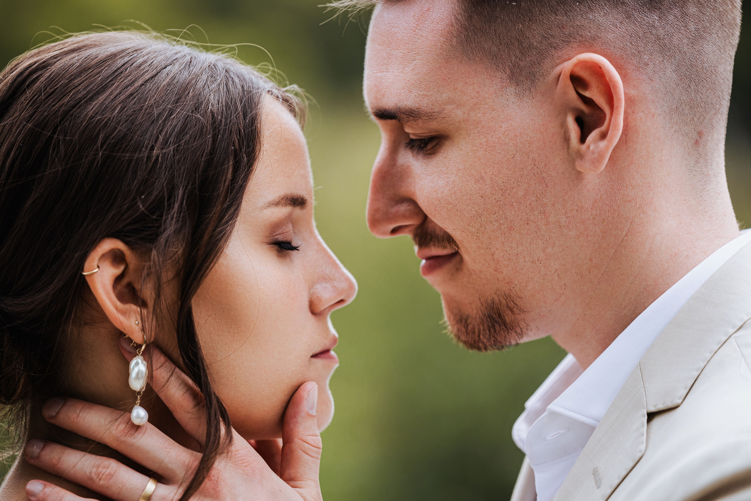 Golden Moments Editing — We do Wedding’s Retouch and Video Editing