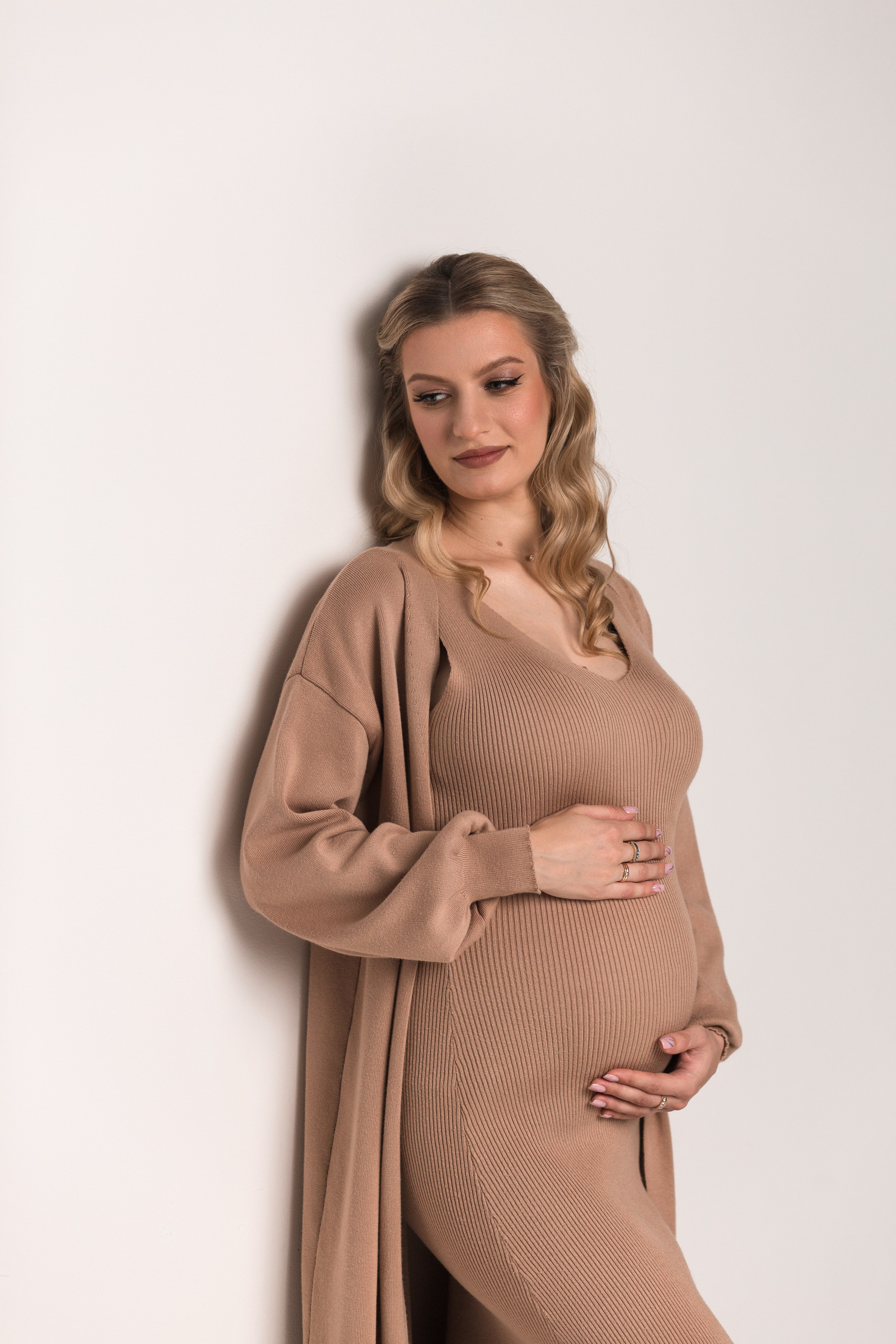 Фотосессия беременности в Омске. Фотограф новорожденных в Омске Анастасия Моисеева