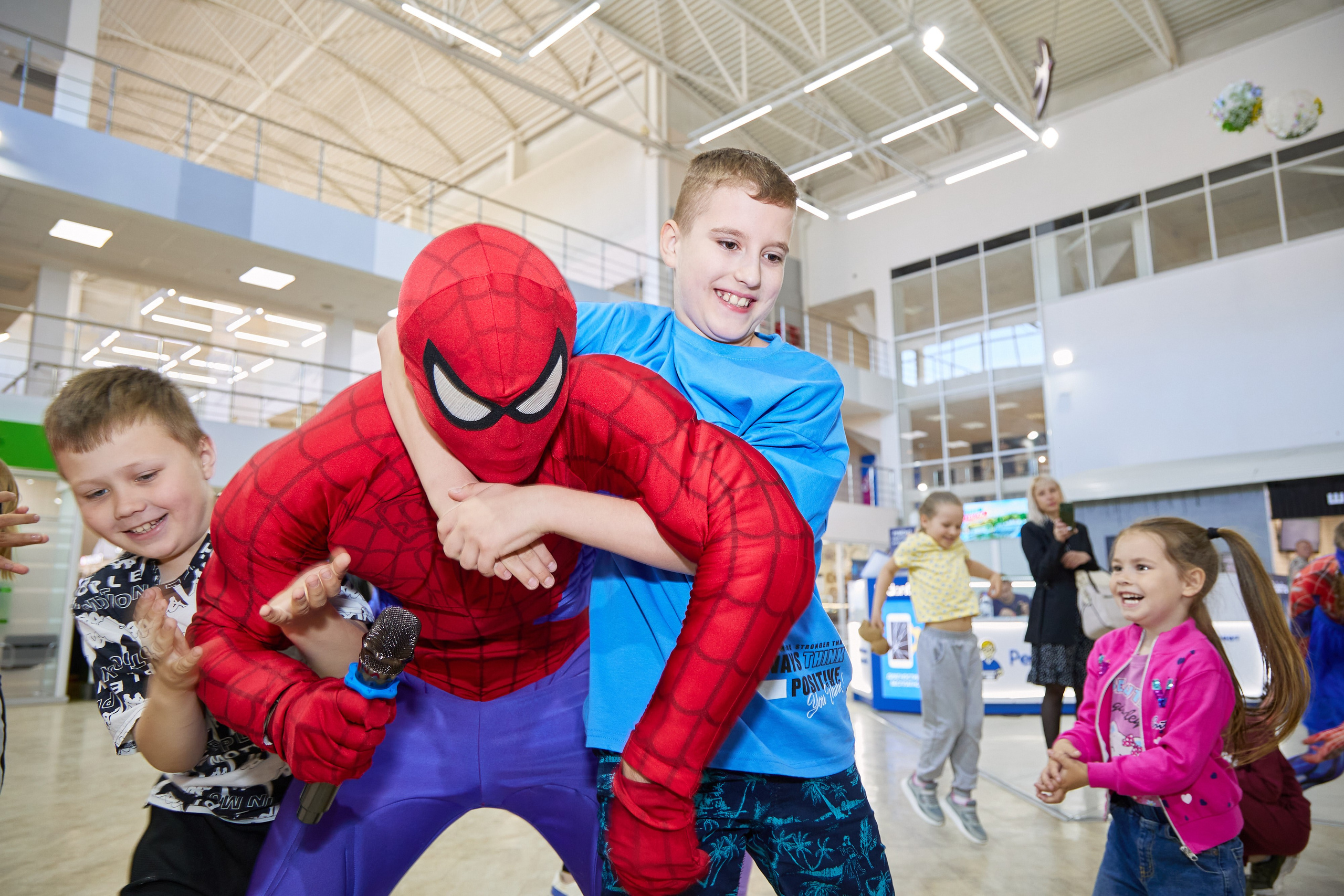 Репортажные кадры с детских праздников