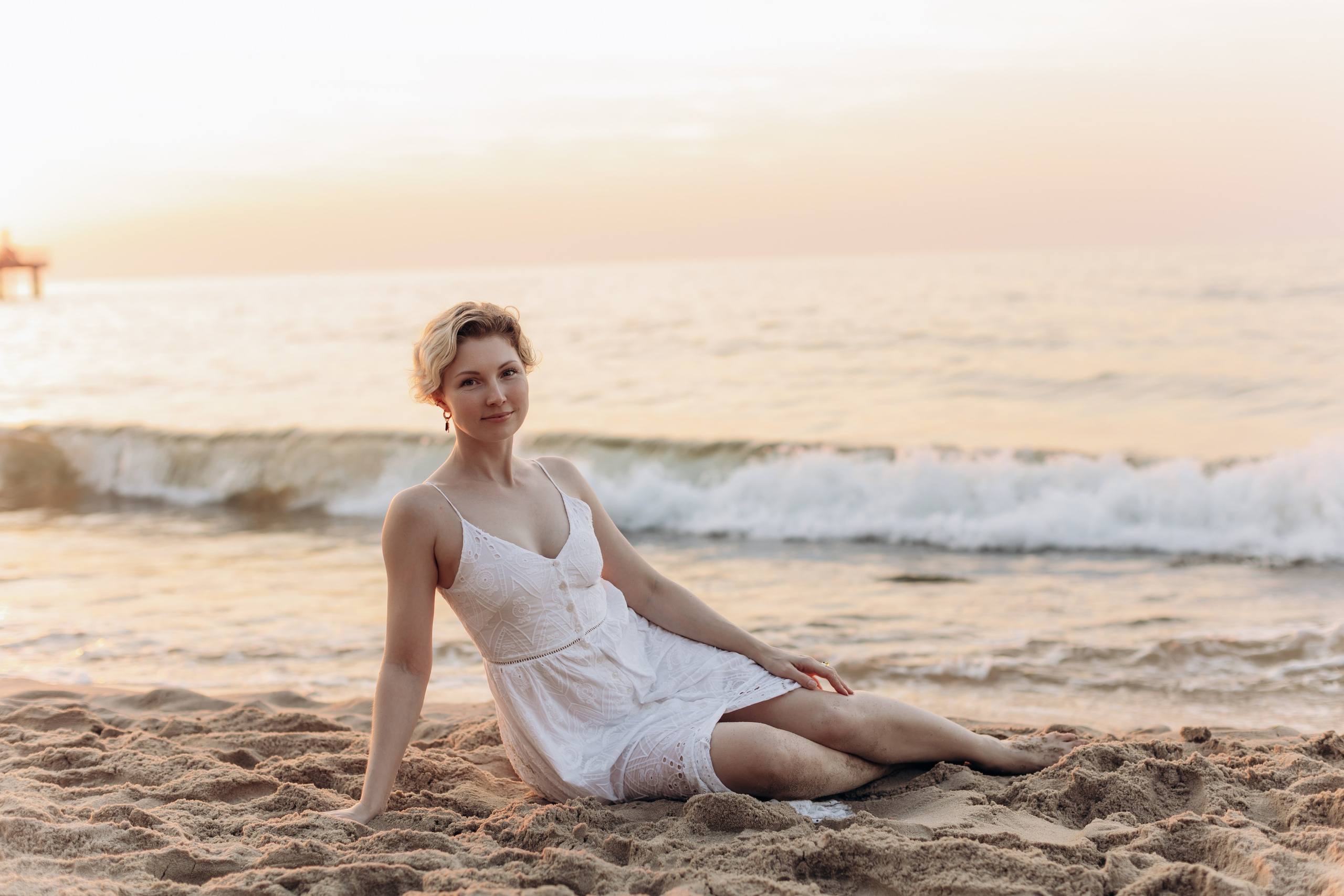 Подруги Пионеский Сосновый бор закат. Фотограф в Калининграде свадебная фотография, репортажная, фотосессии