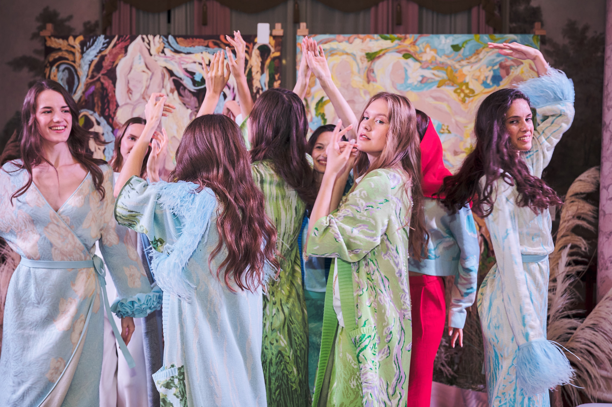 21.09.22 Люблино — Показ коллекции платьев. Никита Хохловский фото и видео продакшн