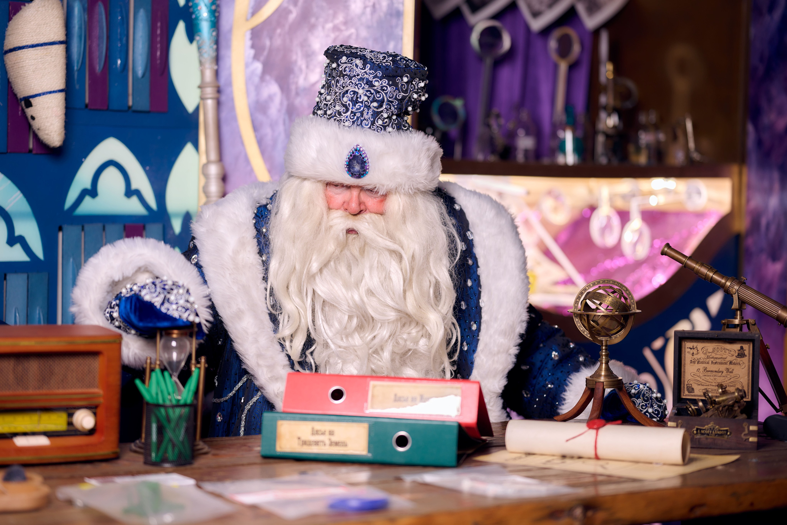 Дед Мороз в тереме почты. Никита Хохловский фото и видео продакшн