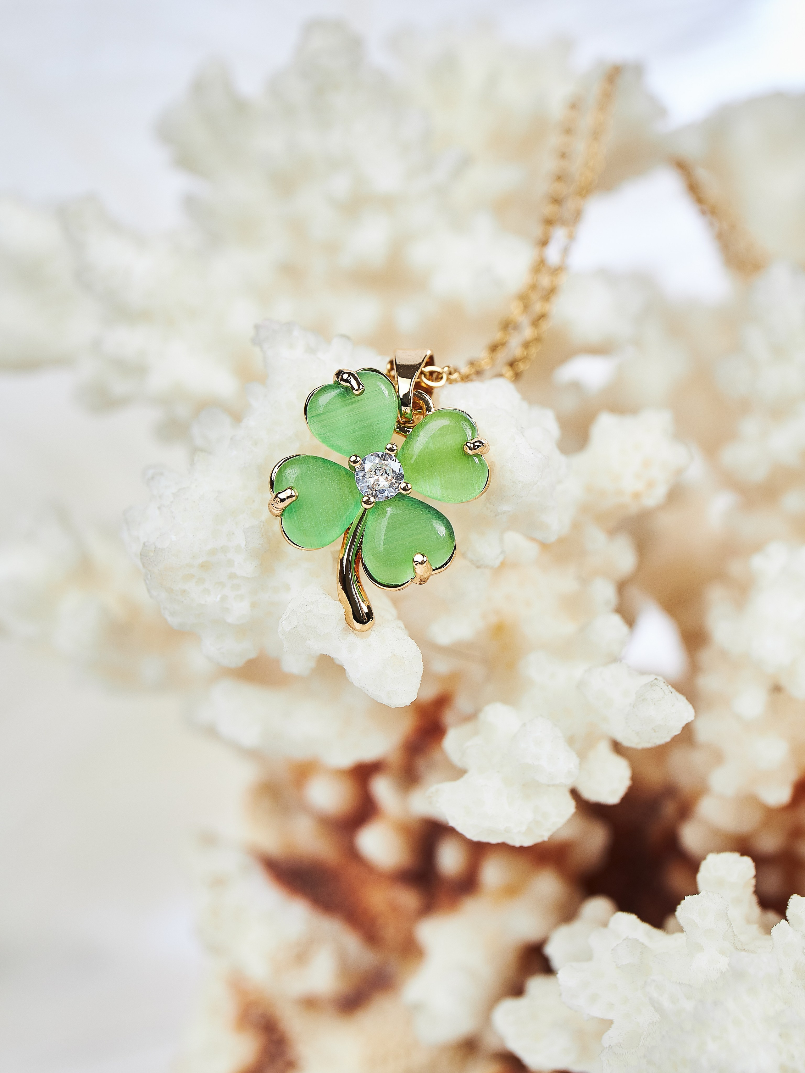 предметная съемка ювелирных украшений