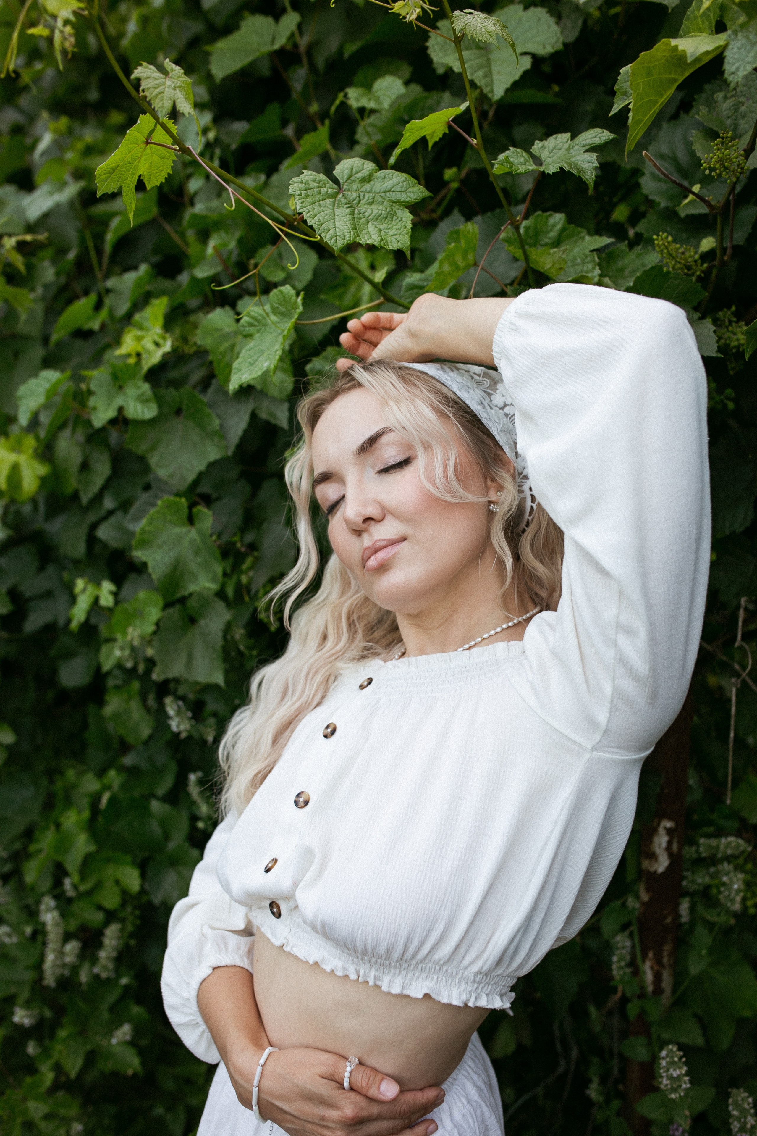 Фотосессия в шикарном саду с розами. Семейный и детский фотограф в Ижевске Анастасия Камариттинова