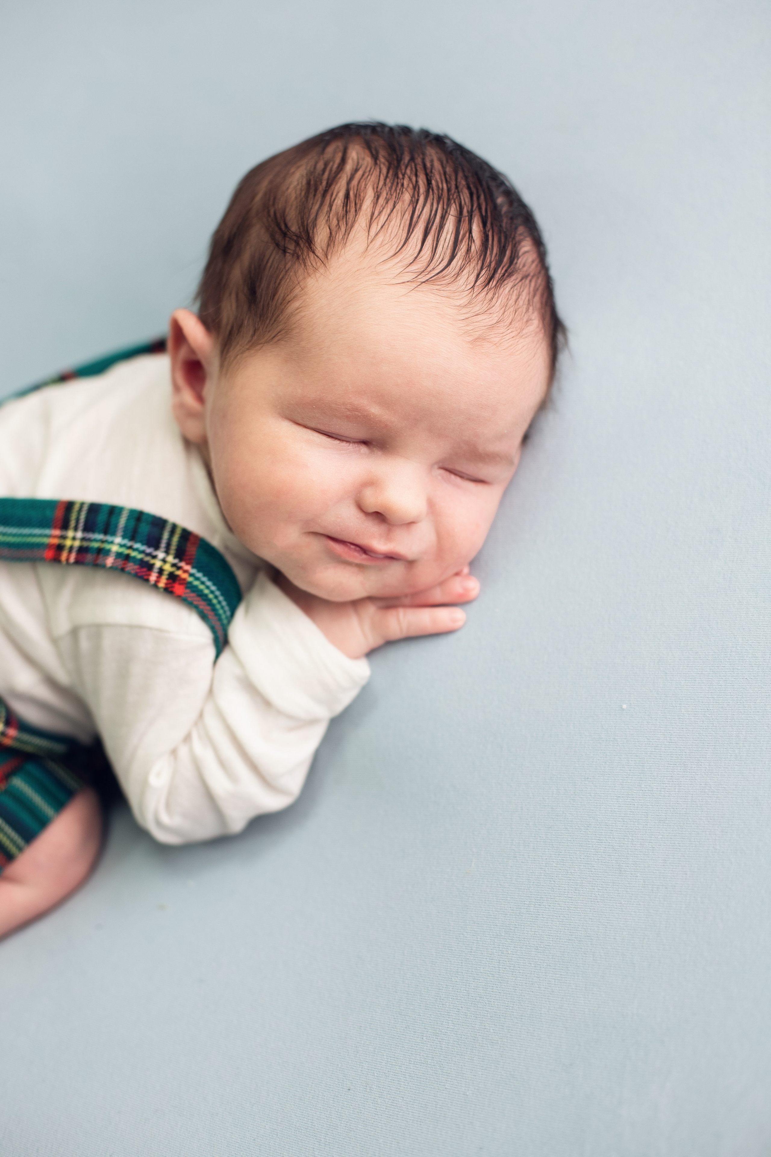 Матвей. Фотограф новорожденных в г. Россошь Виктория Нечепуренко