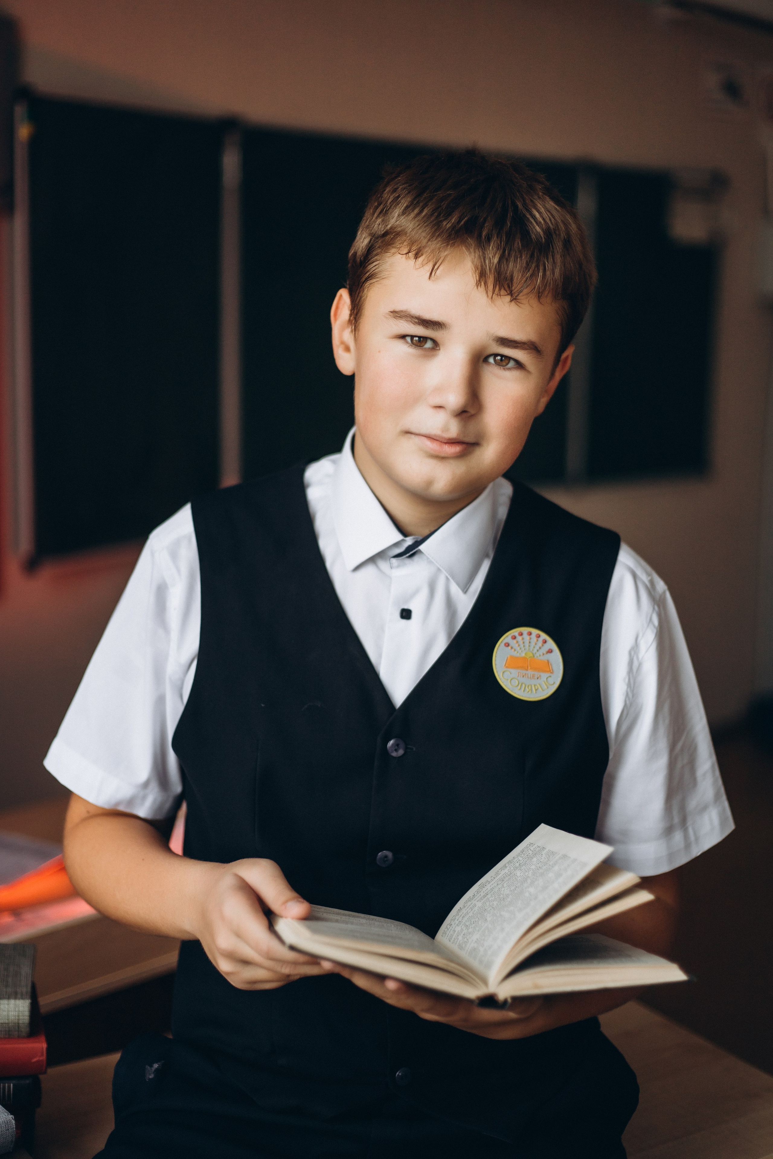 Выпускной класс на альбомы в школе+природа. Портретный и семейный фотограф в Саратове Елена Шустова