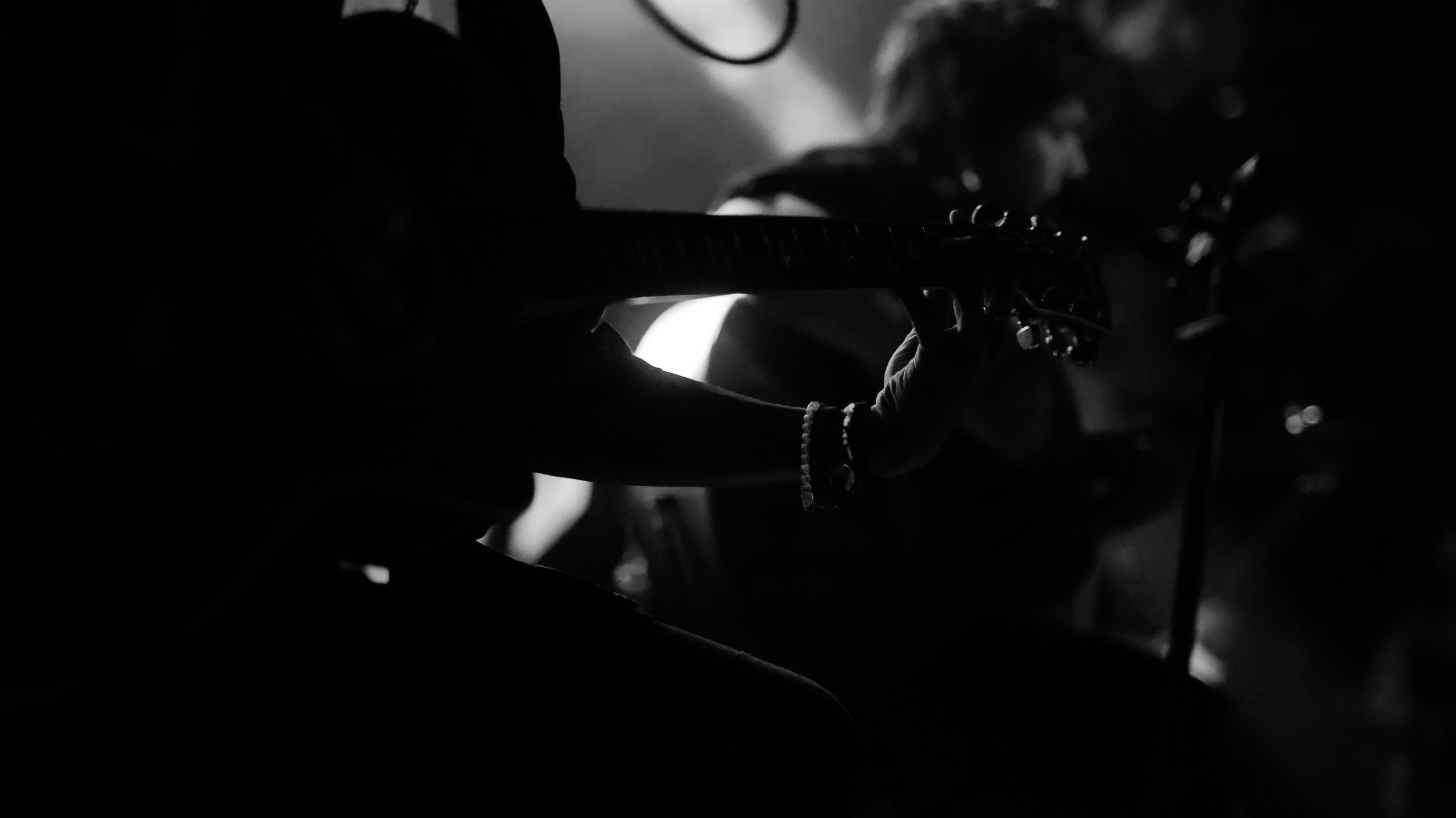 БЛАГОТВОРИТЕЛЬНЫЙ КОНЦЕРТ «ТРИ ДНЯ ДОЖДЯ» В 16 ТОННАХ