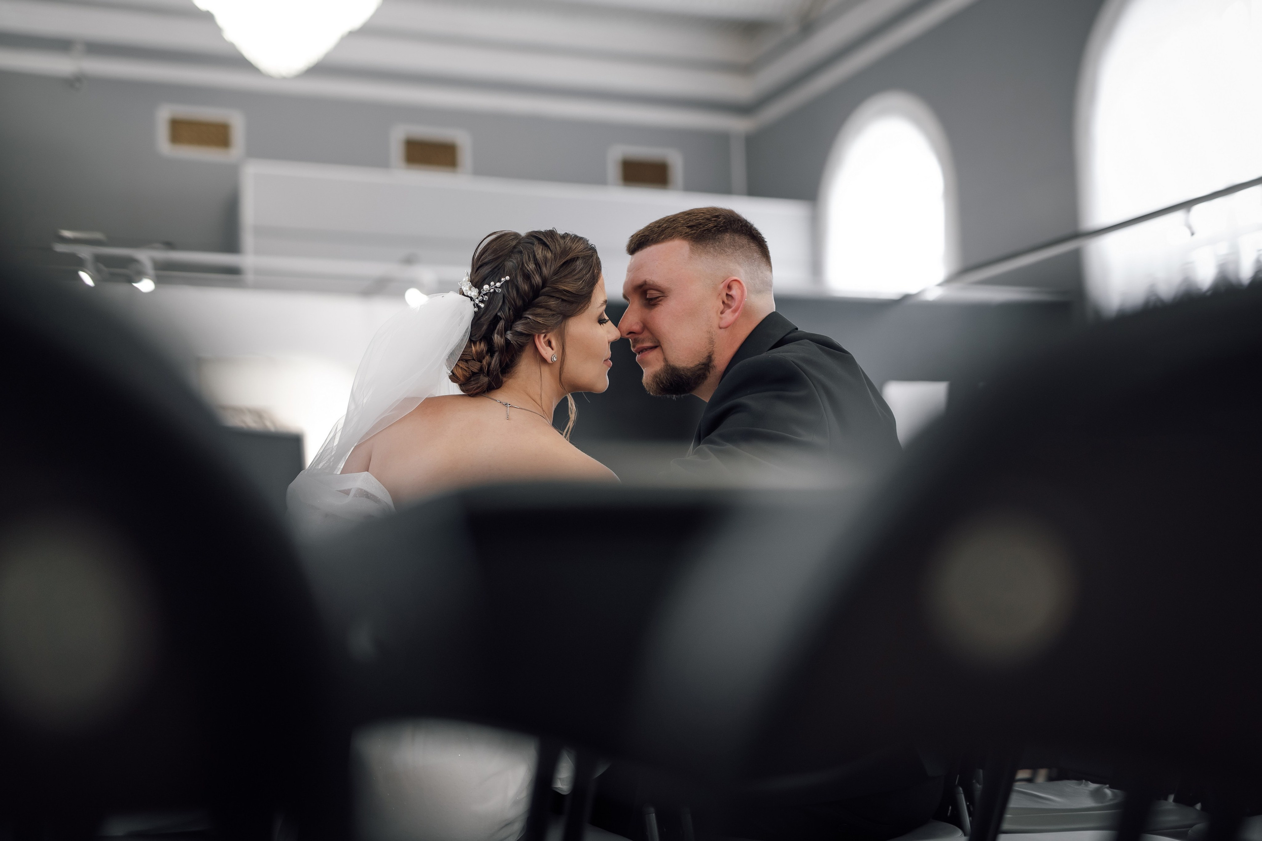 Свадебный день Яны и Максима, прогулка в лесу, Картинная галерея в Тамбове. Свадебный фотограф в Тамбове Павел Четвертков