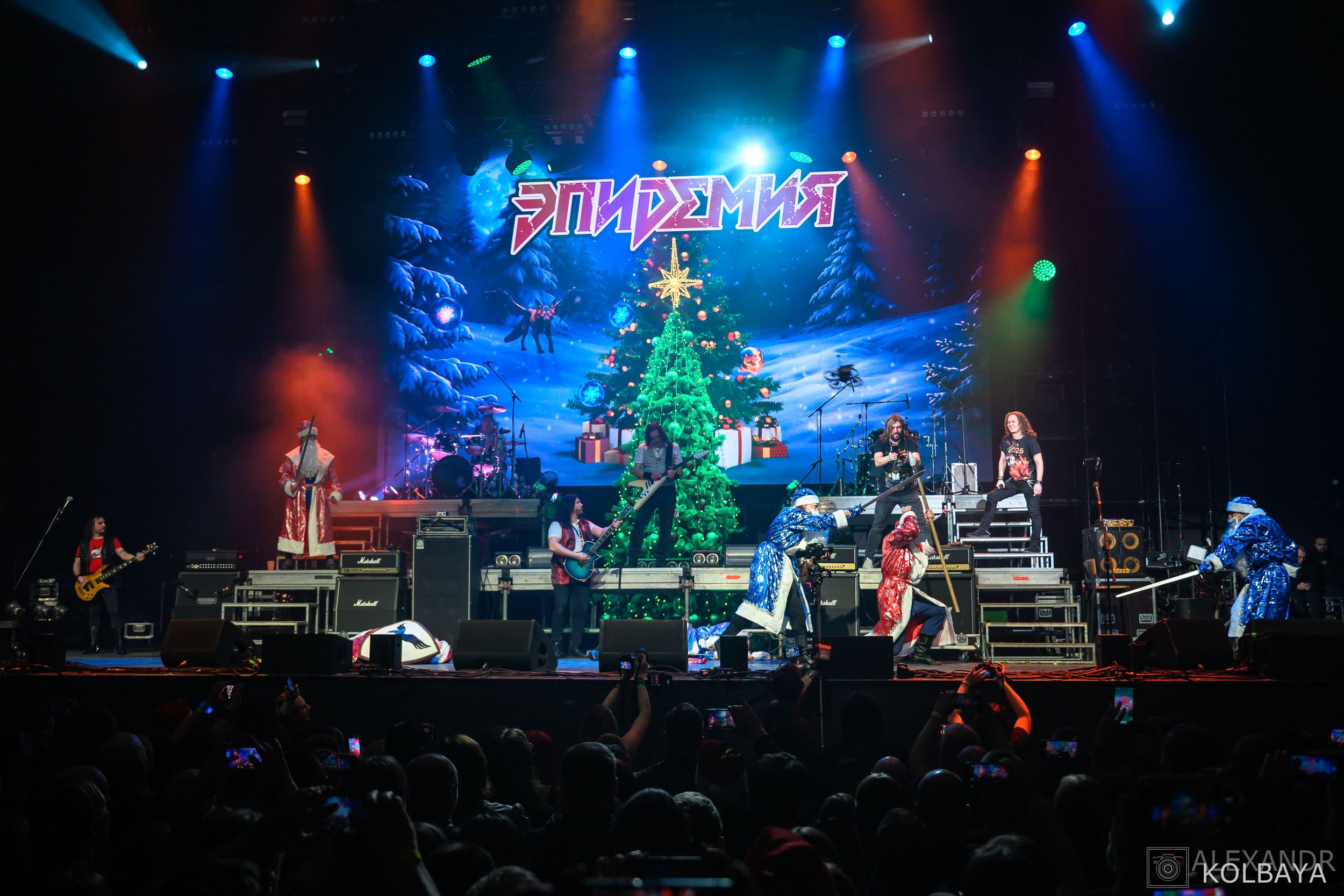 Фоторепортаж с Метал-Елки 2026. Концертный и театральный репортажный фотограф в Москве Александр Колбая