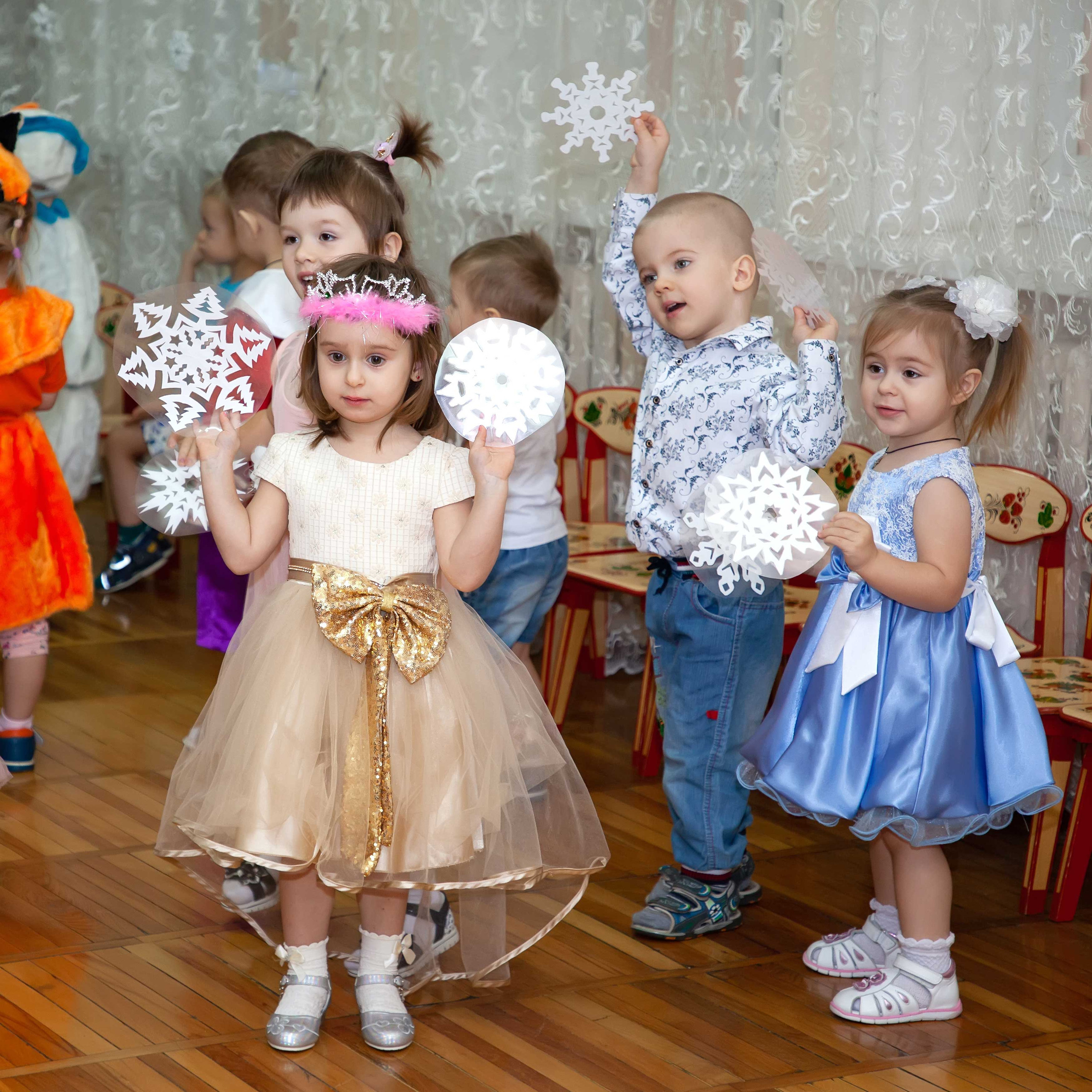 Фотосессия новогоднего утренника. Детский школьный и семейный фотограф в Краснодаре