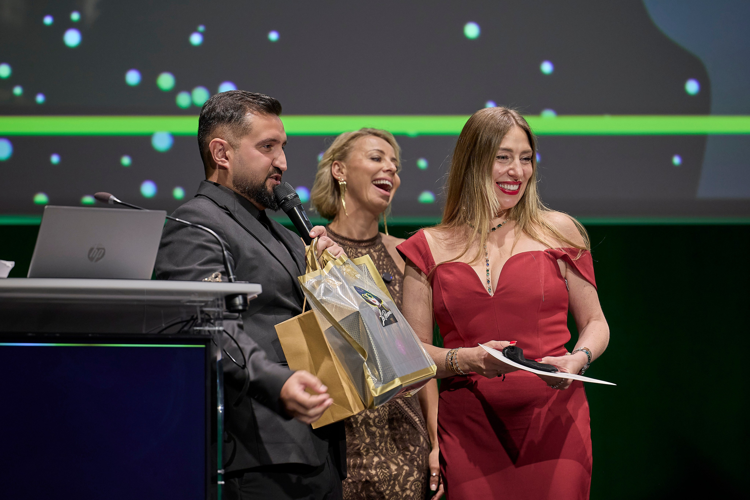 La Persona Awards 2026. Fotógrafa, videógrafa y piloto de dron en Valencia, España - Anna Baranova