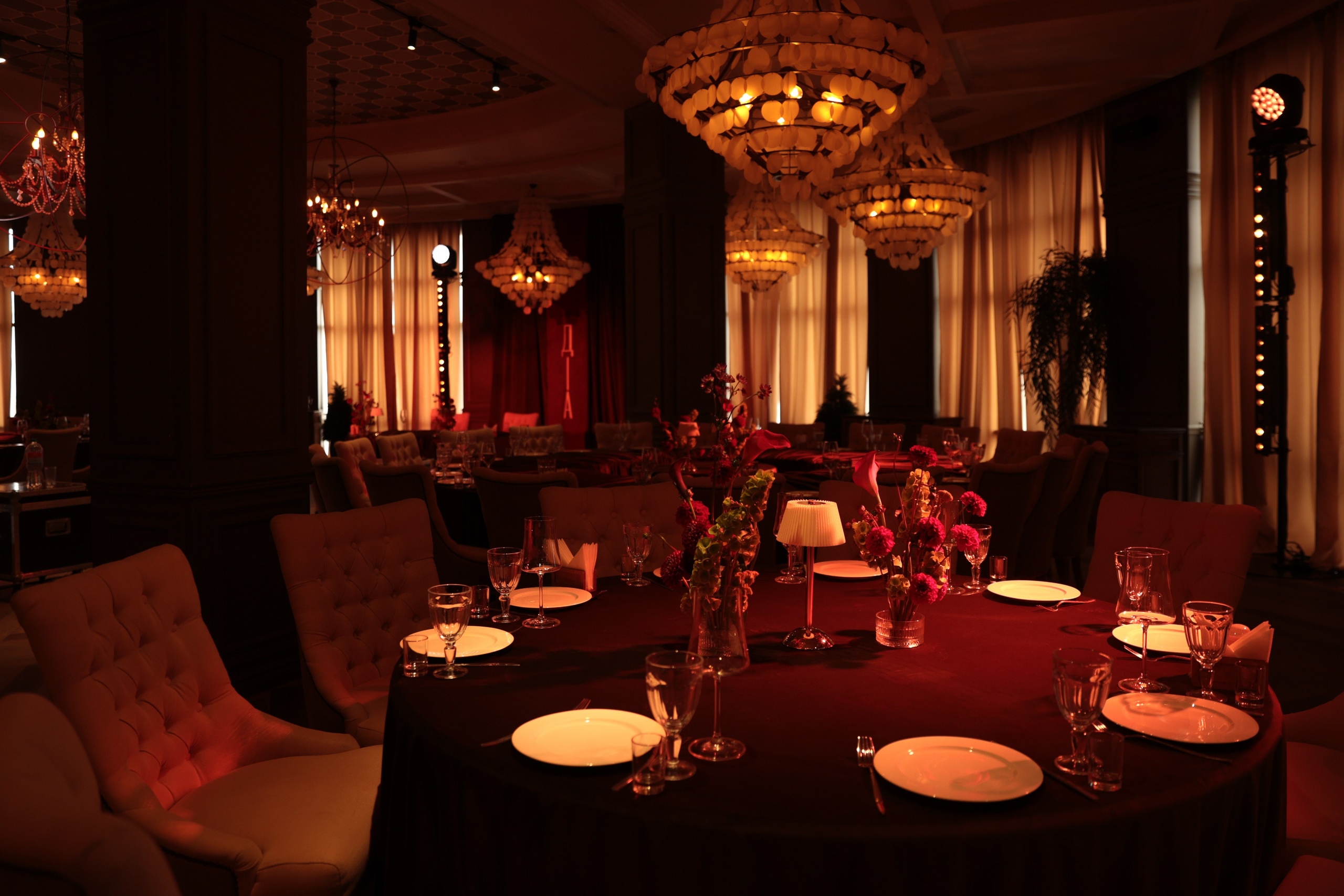 20|08|25 Backstage. On Emotions агентство