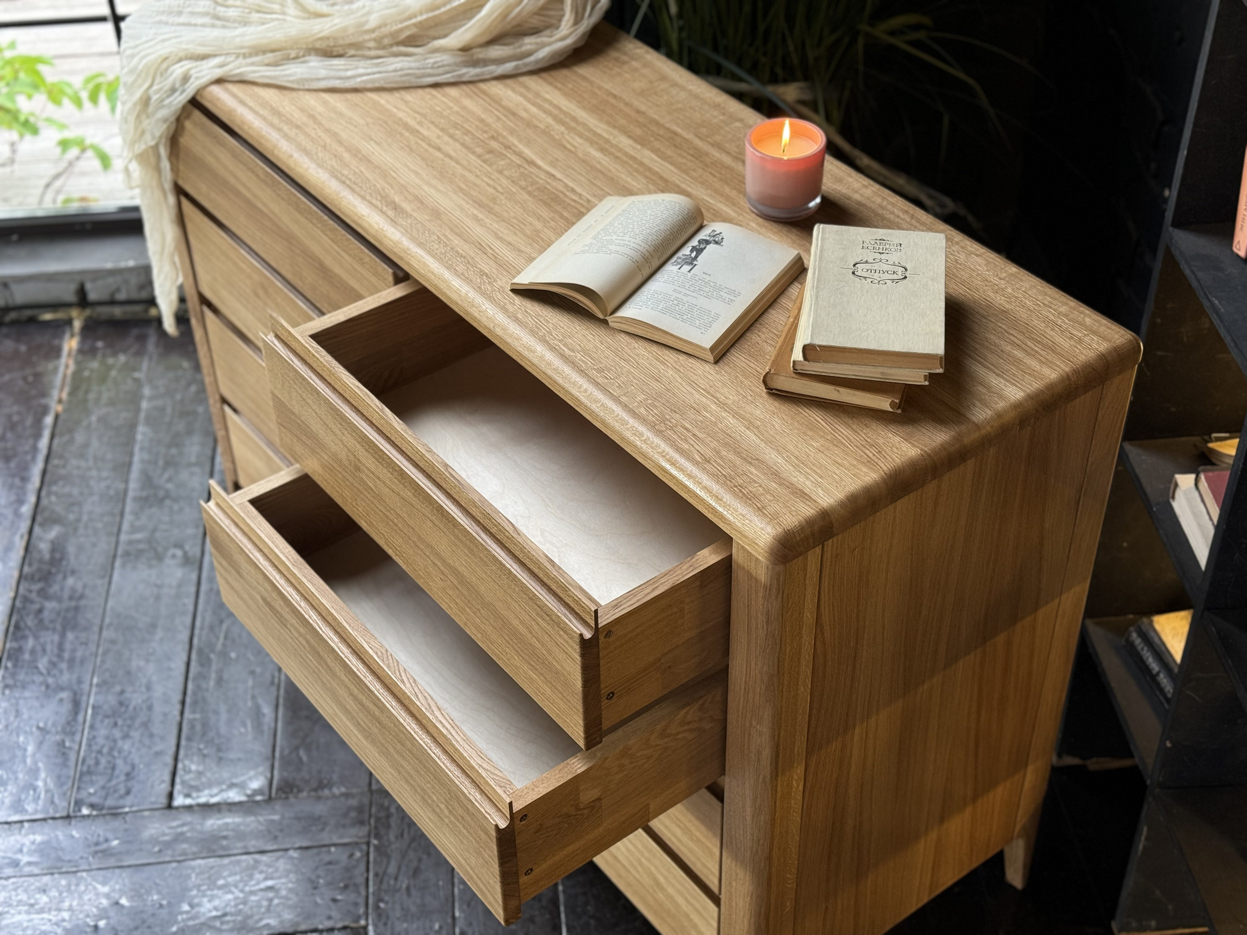 Мебель из массива дуба. Современный стиль и лаконичный дизайн! NEW ERA mebel. Доставка по всей России!