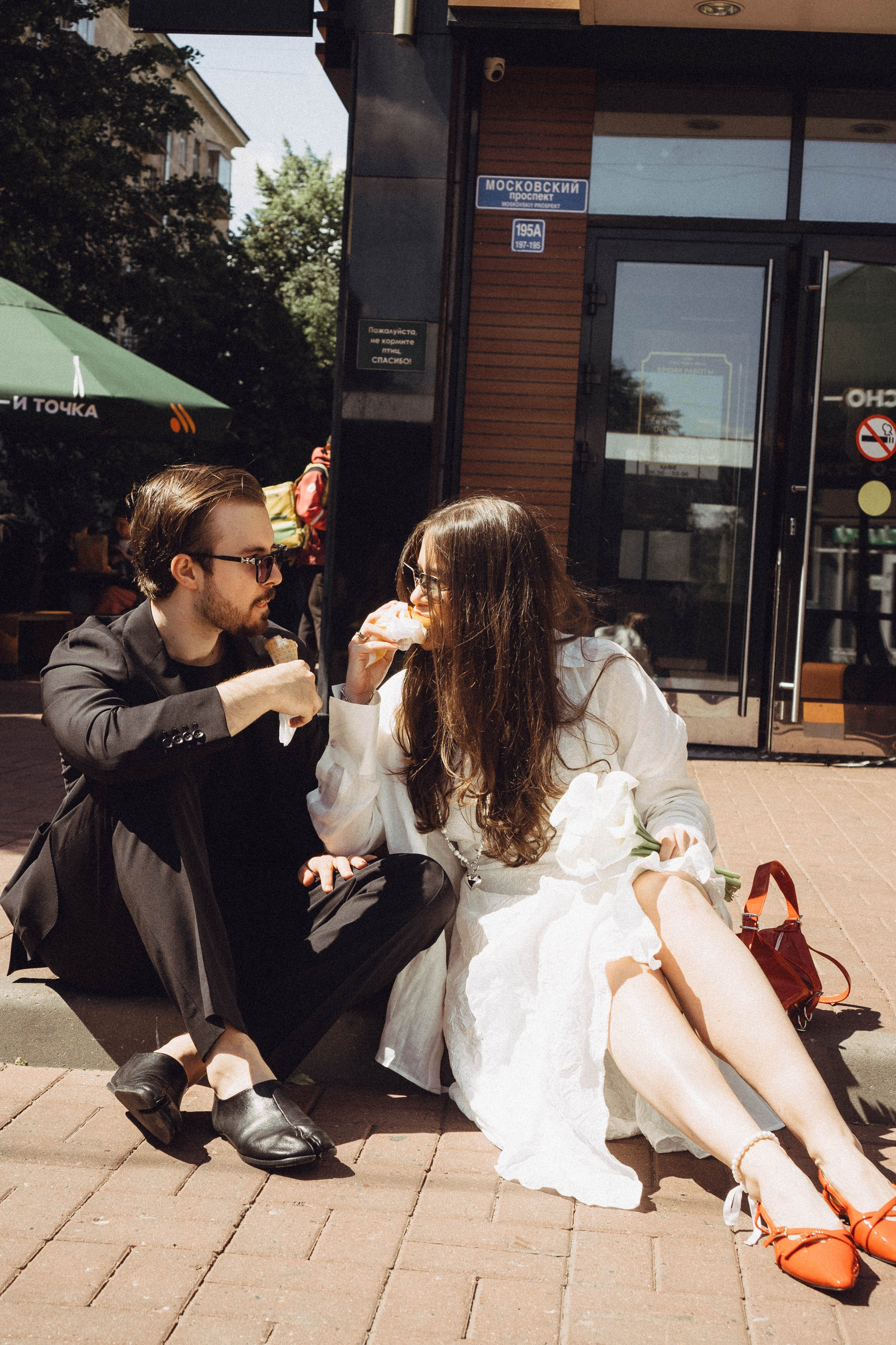 СВАДЕБНАЯ СЬЕМКА В ПАРКЕ ПОБЕДЫ И ПРОГУЛКА ПО МОСКОВСКОМУ ПРОСПЕКТУ. Профессиональный фотограф, Санкт-Петербург — Виктория Богомолова