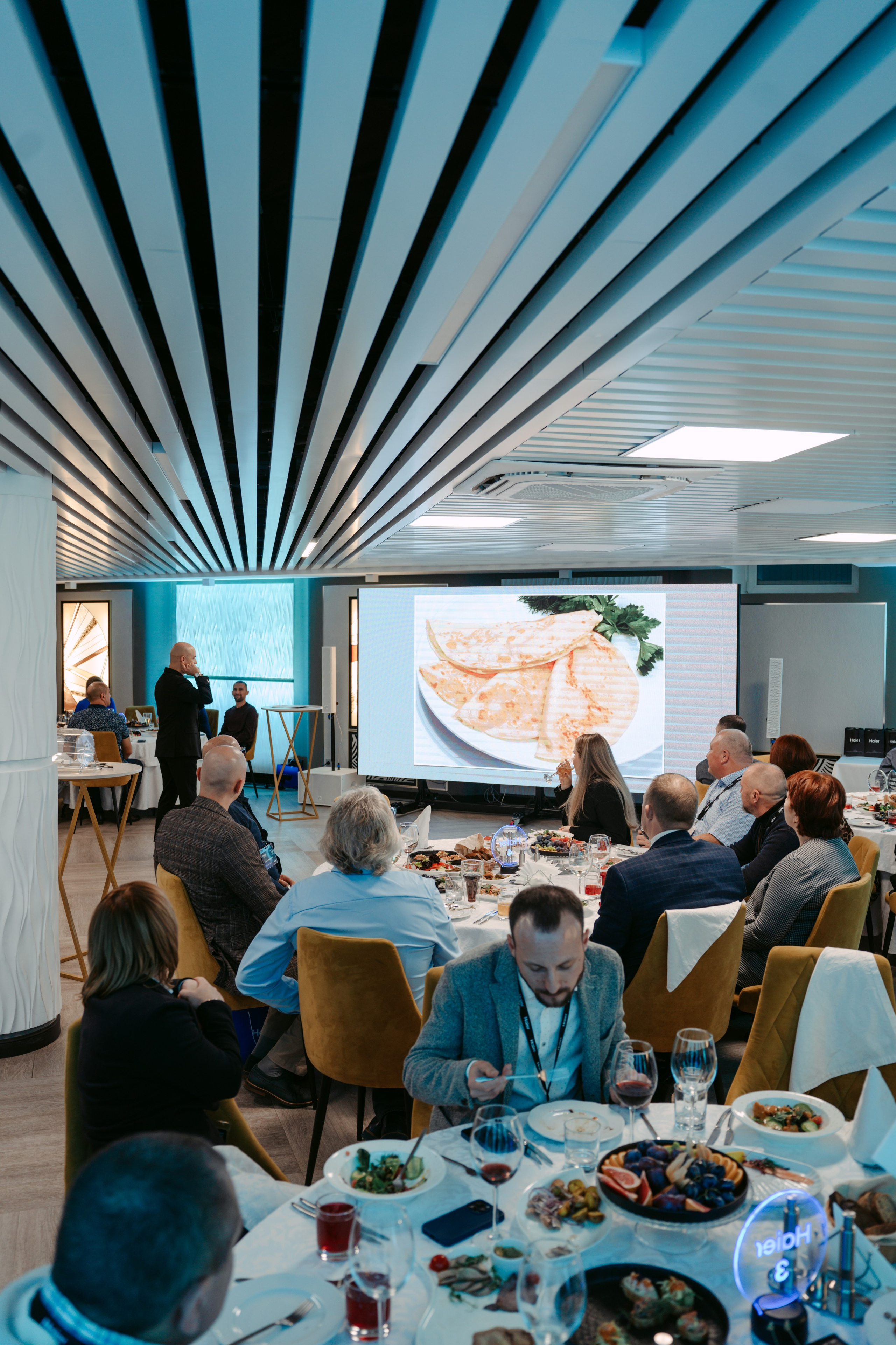 Haier: сервисный саммит / 2024. Саша Копылов, фотограф в Казани