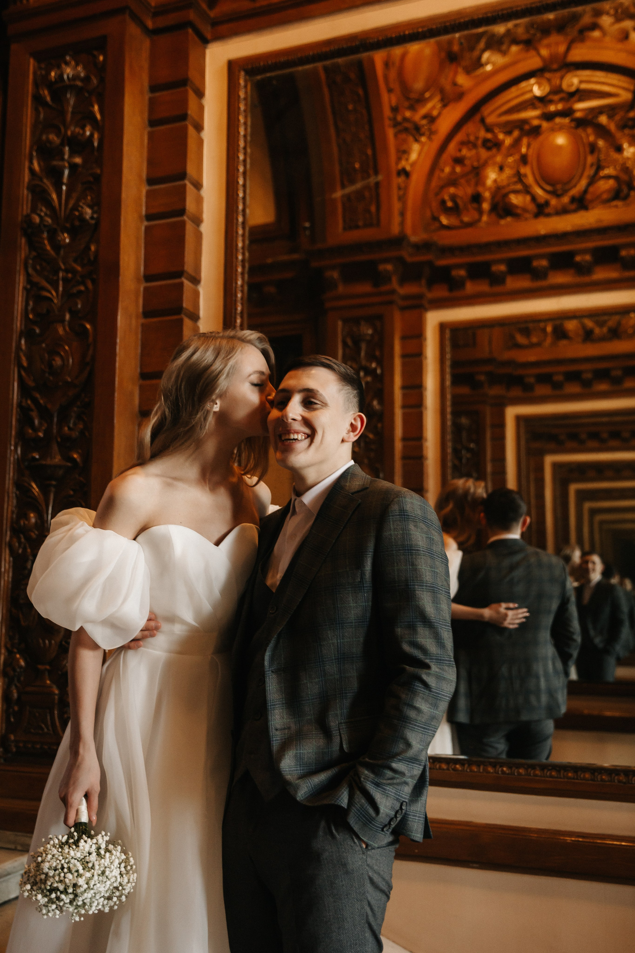 ДВОРЕЦ № 1 | Март, Исаакий, Английская набережная. Свадебный фотограф в Санкт-Петербурге Полина Корзухина