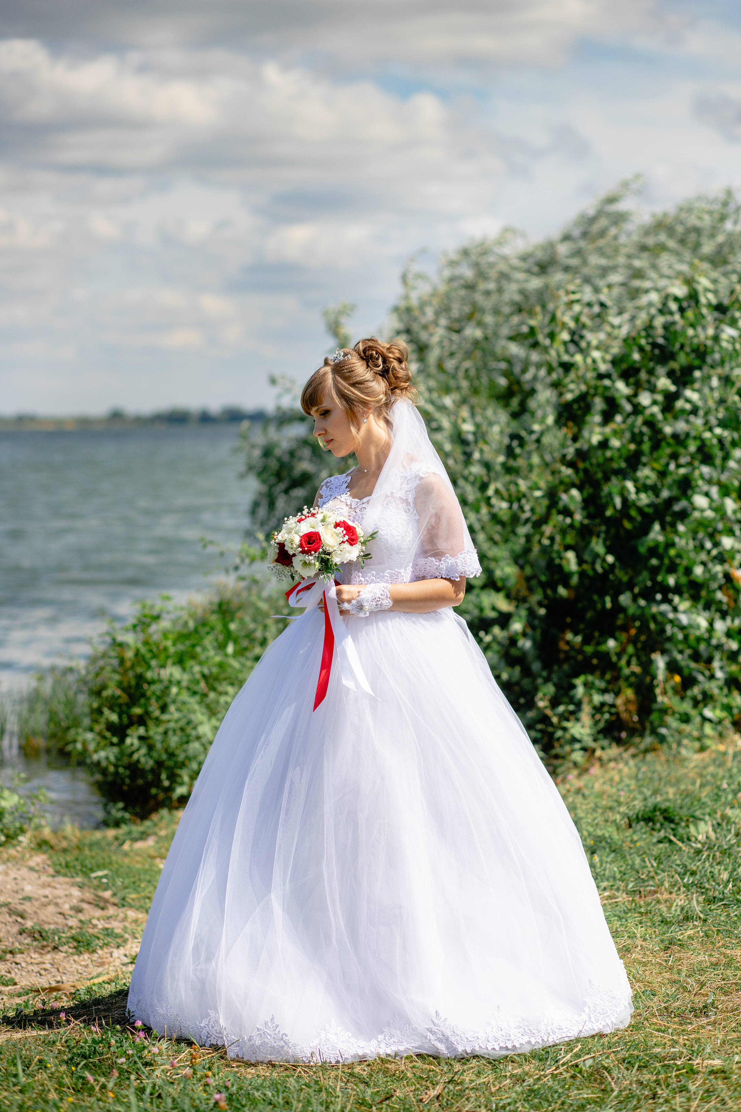 Свадьба Олега и Анастасии. Морские свадебные снимки в Курчатове. Семейный и свадебный фотограф в Курске Юлия Годунова