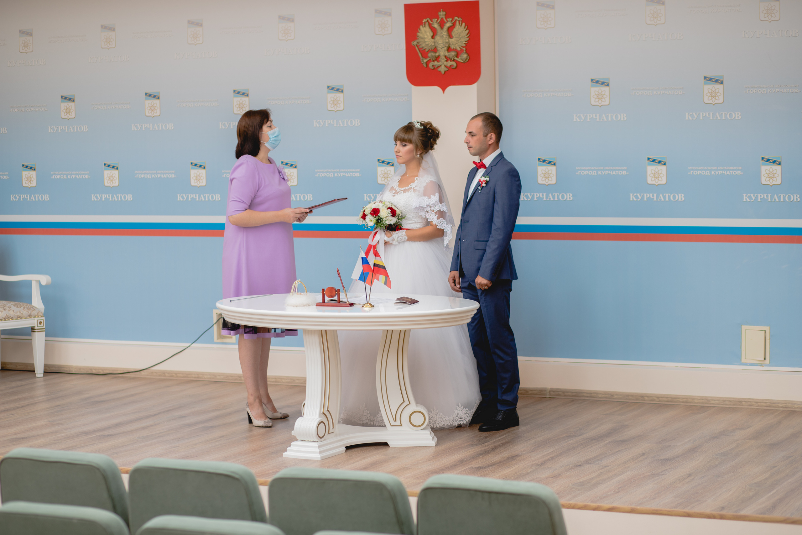 Свадьба Олега и Анастасии. Морские свадебные снимки в Курчатове. Семейный и свадебный фотограф в Курске Юлия Годунова