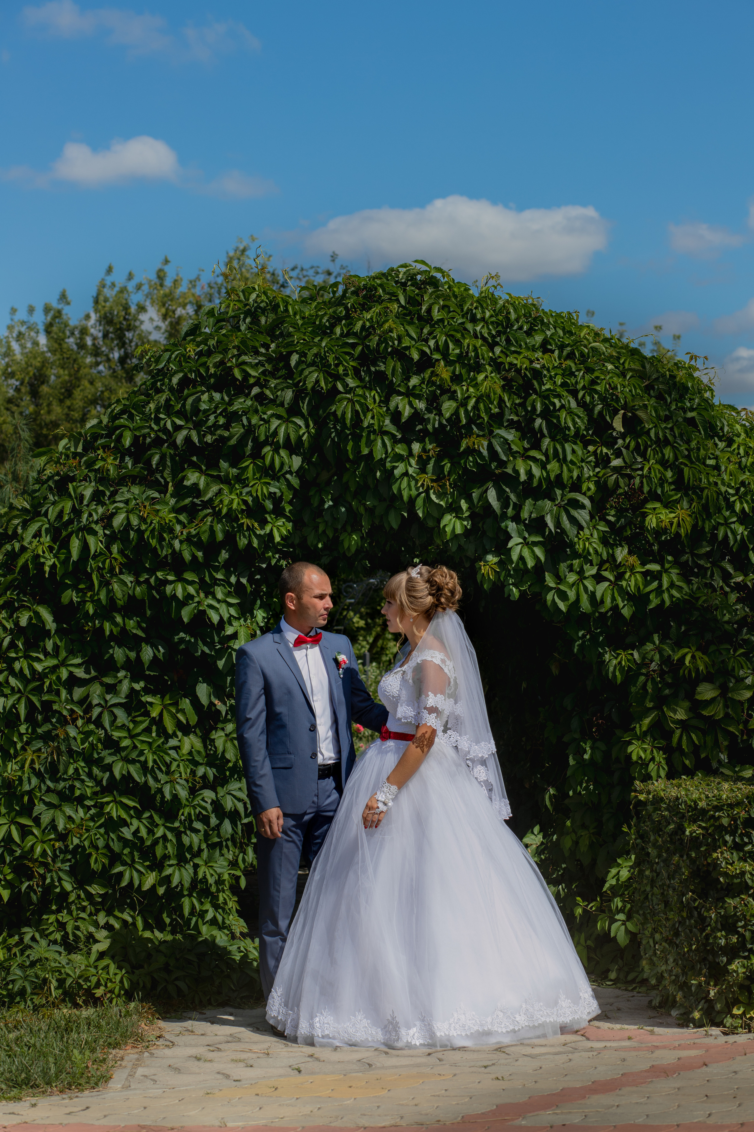 Свадьба Олега и Анастасии. Морские свадебные снимки в Курчатове. Семейный и свадебный фотограф в Курске Юлия Годунова