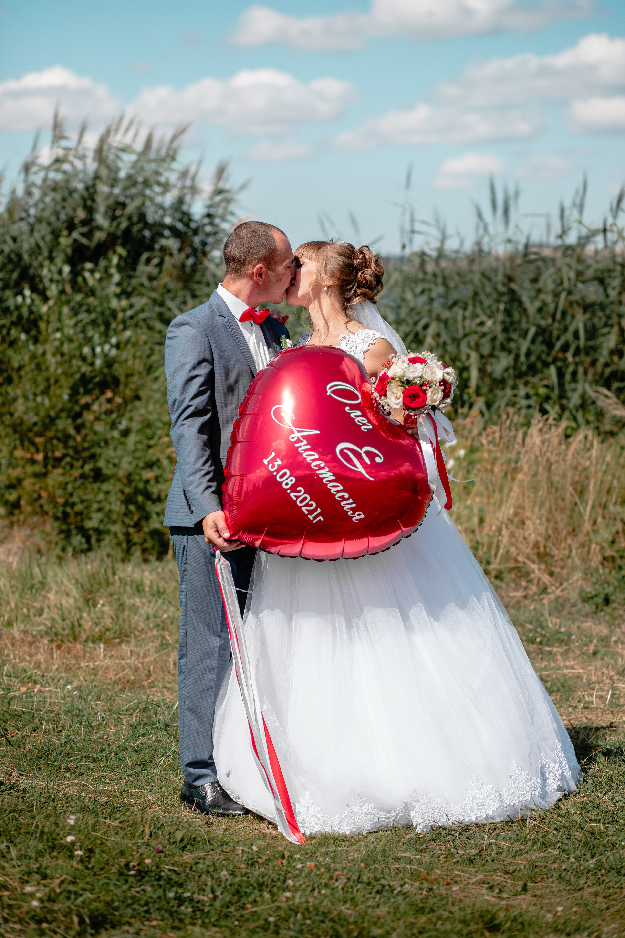 Свадьба Олега и Анастасии. Морские свадебные снимки в Курчатове. Семейный и свадебный фотограф в Курске Юлия Годунова