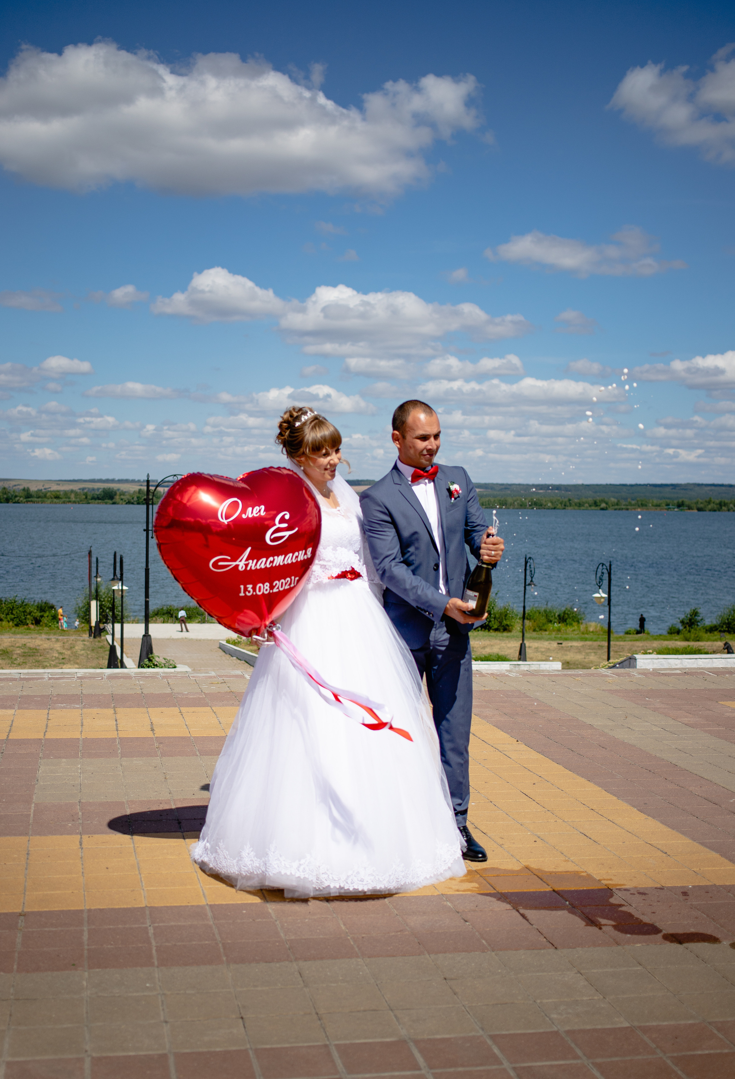 Свадьба Олега и Анастасии. Морские свадебные снимки в Курчатове. Семейный и свадебный фотограф в Курске Юлия Годунова