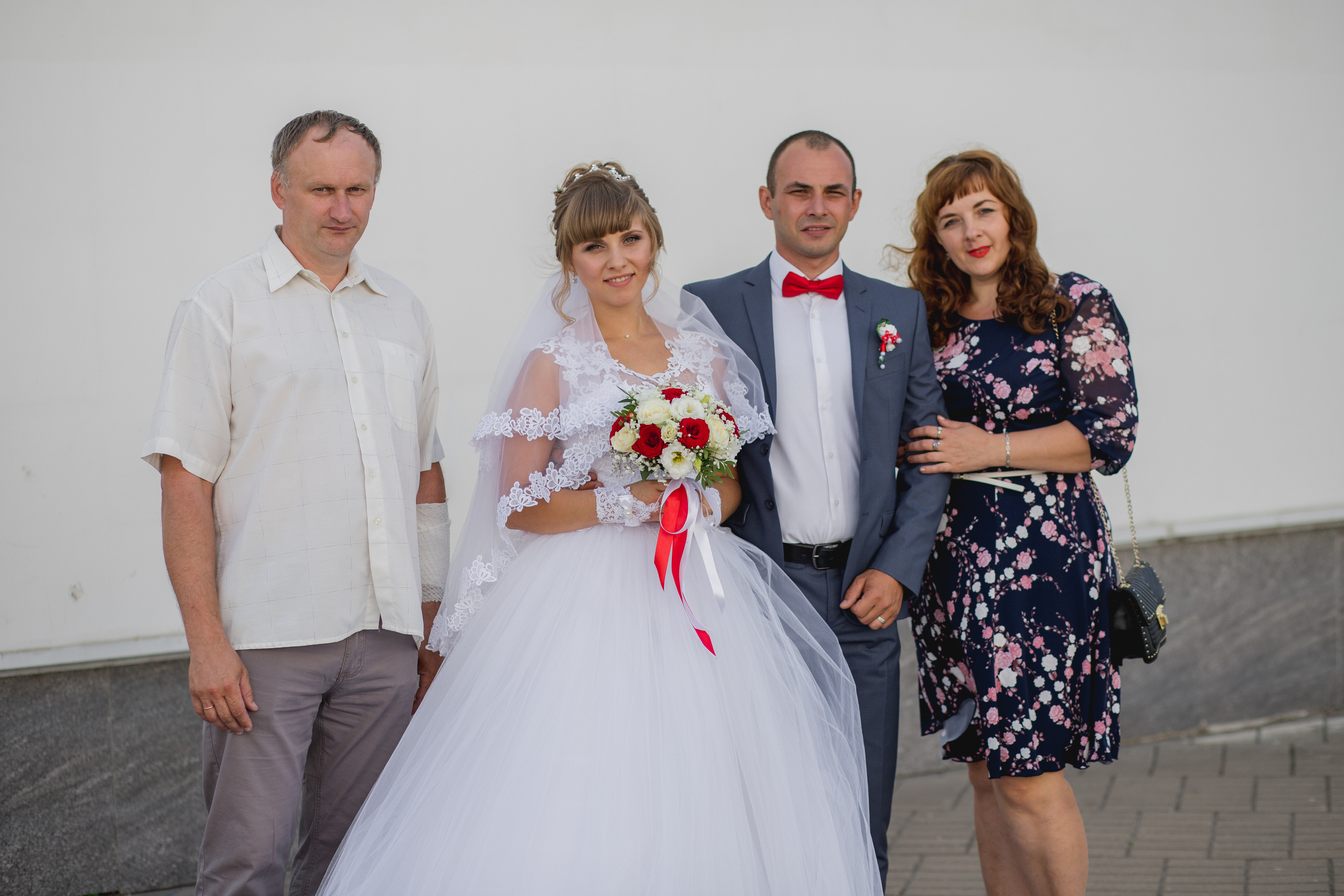 Свадьба Олега и Анастасии. Морские свадебные снимки в Курчатове. Семейный и свадебный фотограф в Курске Юлия Годунова