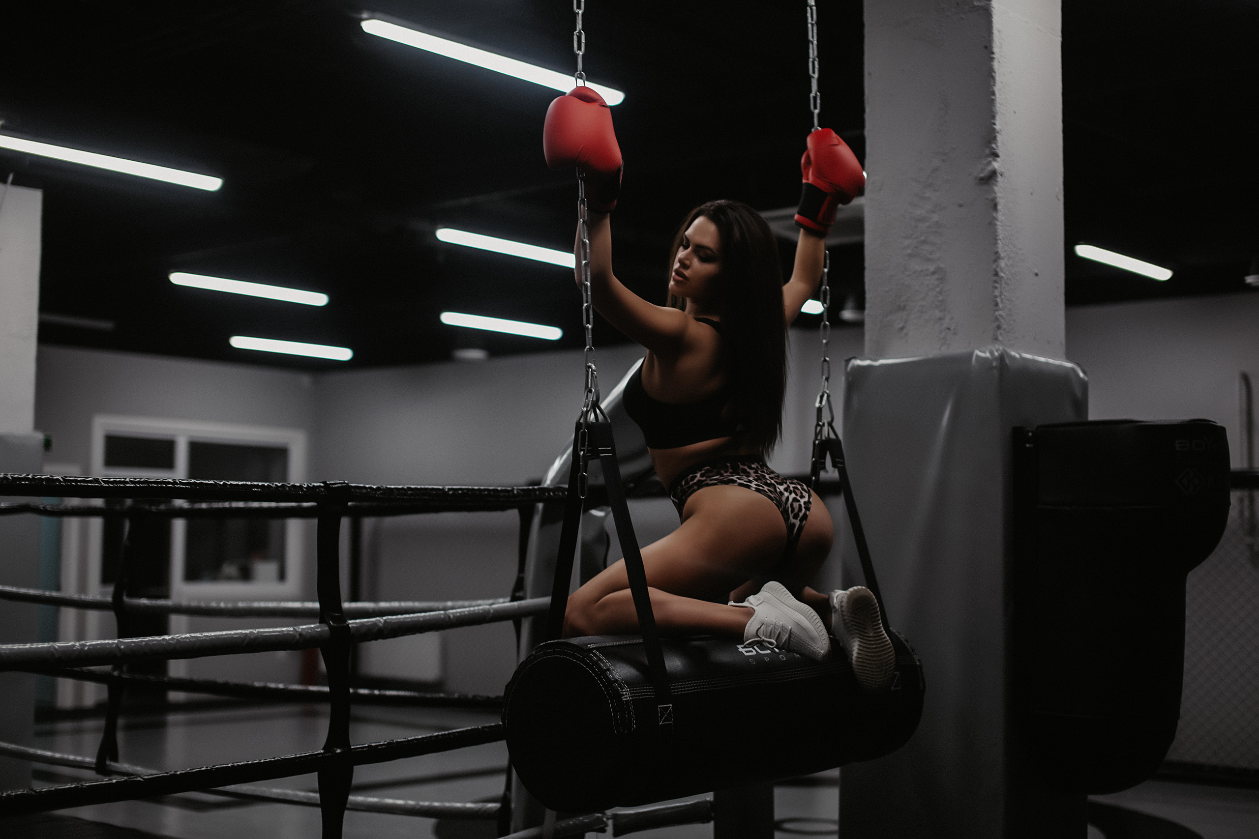 Алиса в боксёрском клубе. Свадебный и семейный фотограф/видеограф в Краснодаре Наталья Осинская