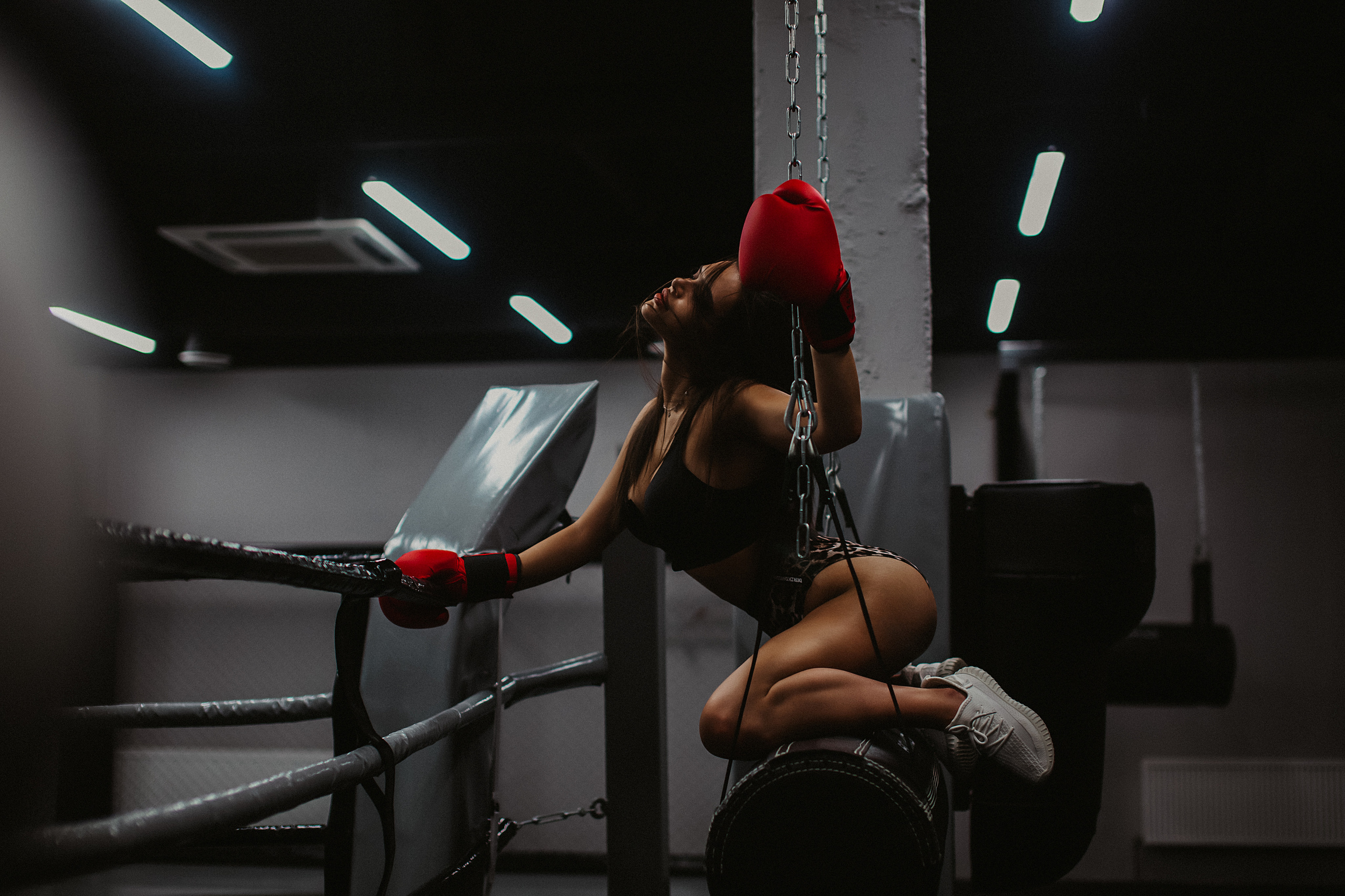 Алиса в боксёрском клубе. Свадебный и семейный фотограф/видеограф в Краснодаре Наталья Осинская