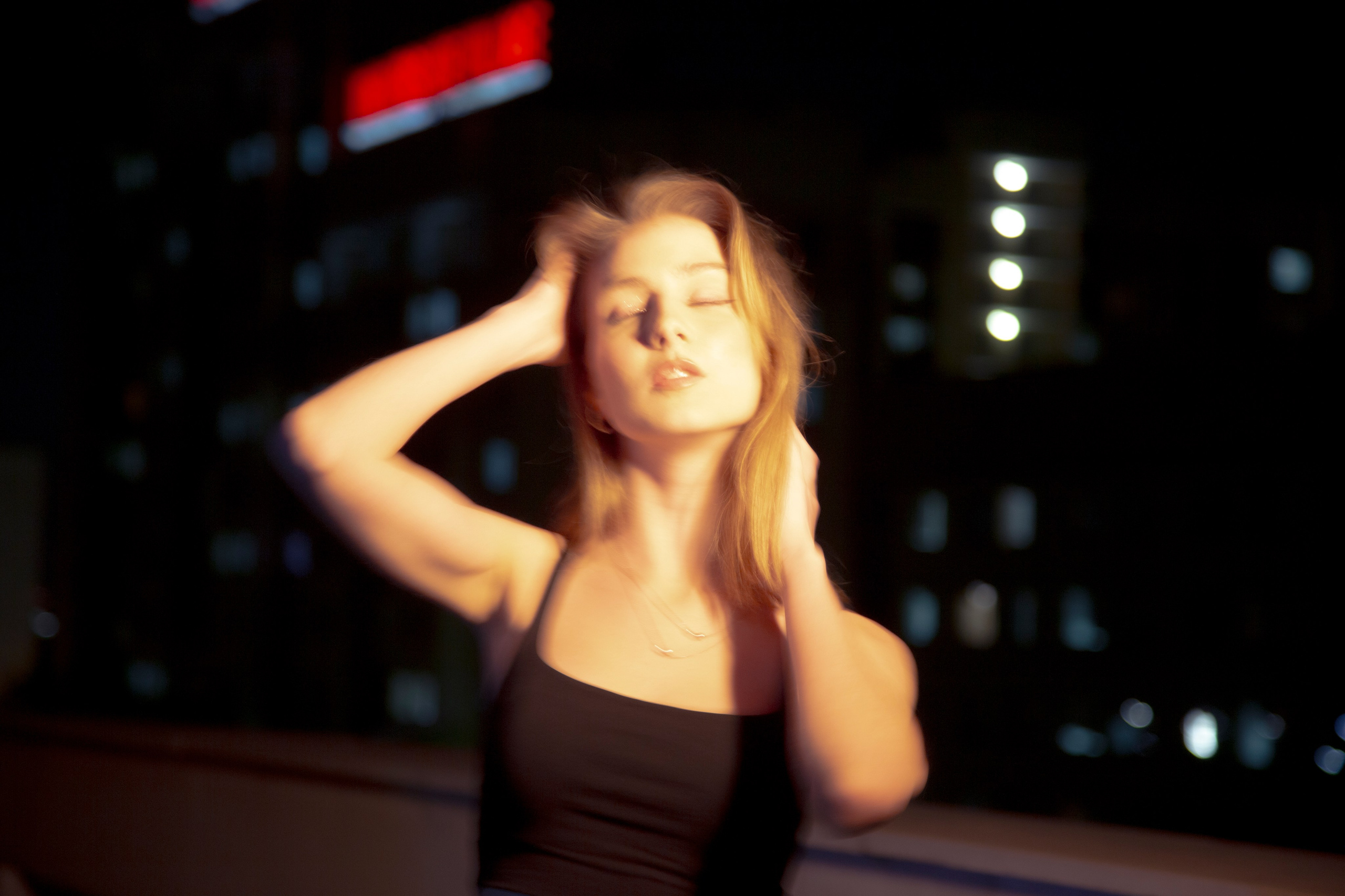 Ночь плывет черным-черна. Репортажный и портретный фотограф Казань / Горячих Полина