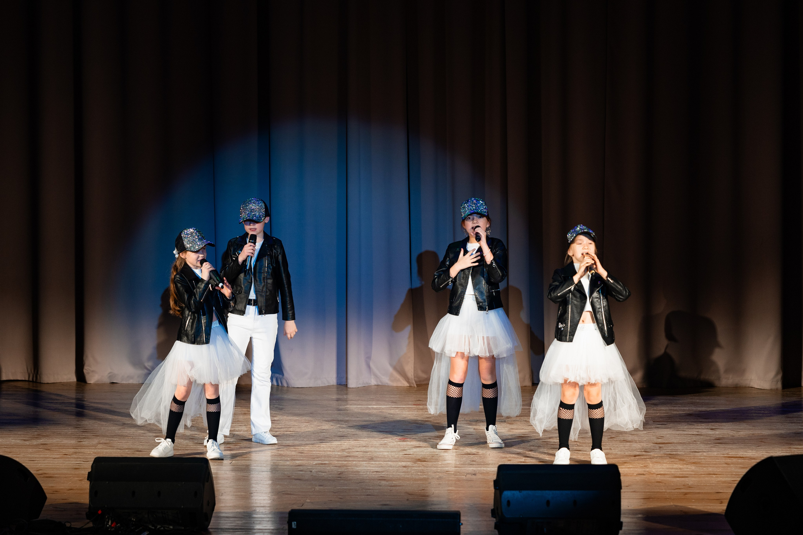 Концерт ДК Буривестник. Фотограф Никита Комаров