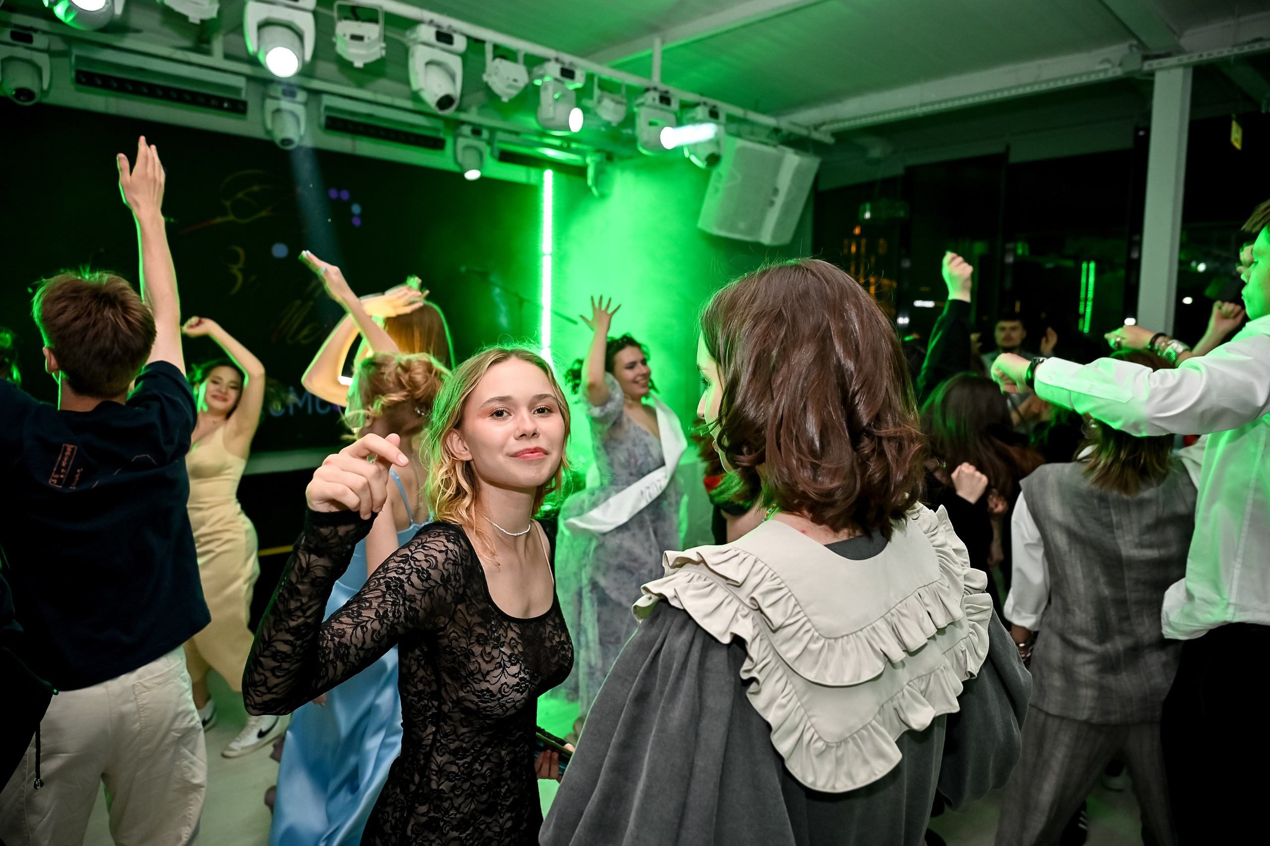 Выпускной Крым Terrace Moscow. Фотограф Арина Агапова. Подольск, Москва https://arinafoto.wfolio.pro/