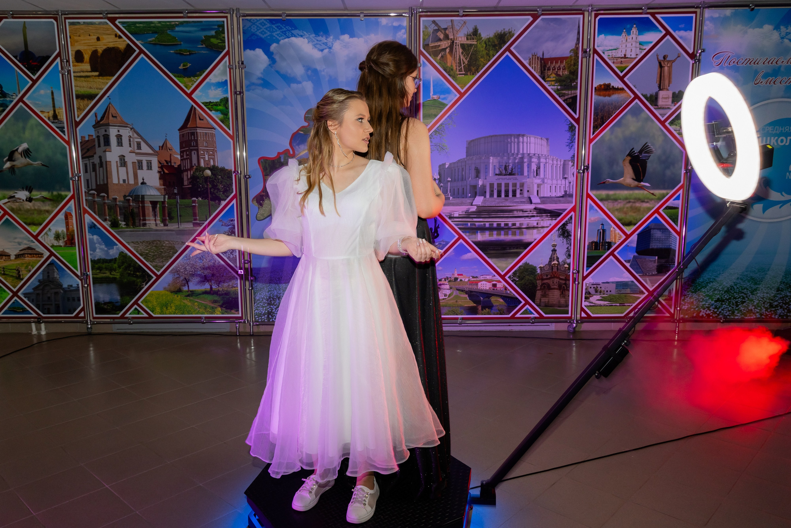 Школьный выпускной 2025 год в Минске, Беларуси. Свадебный фотограф в Минске/Беларуси Сергей Спиридонов