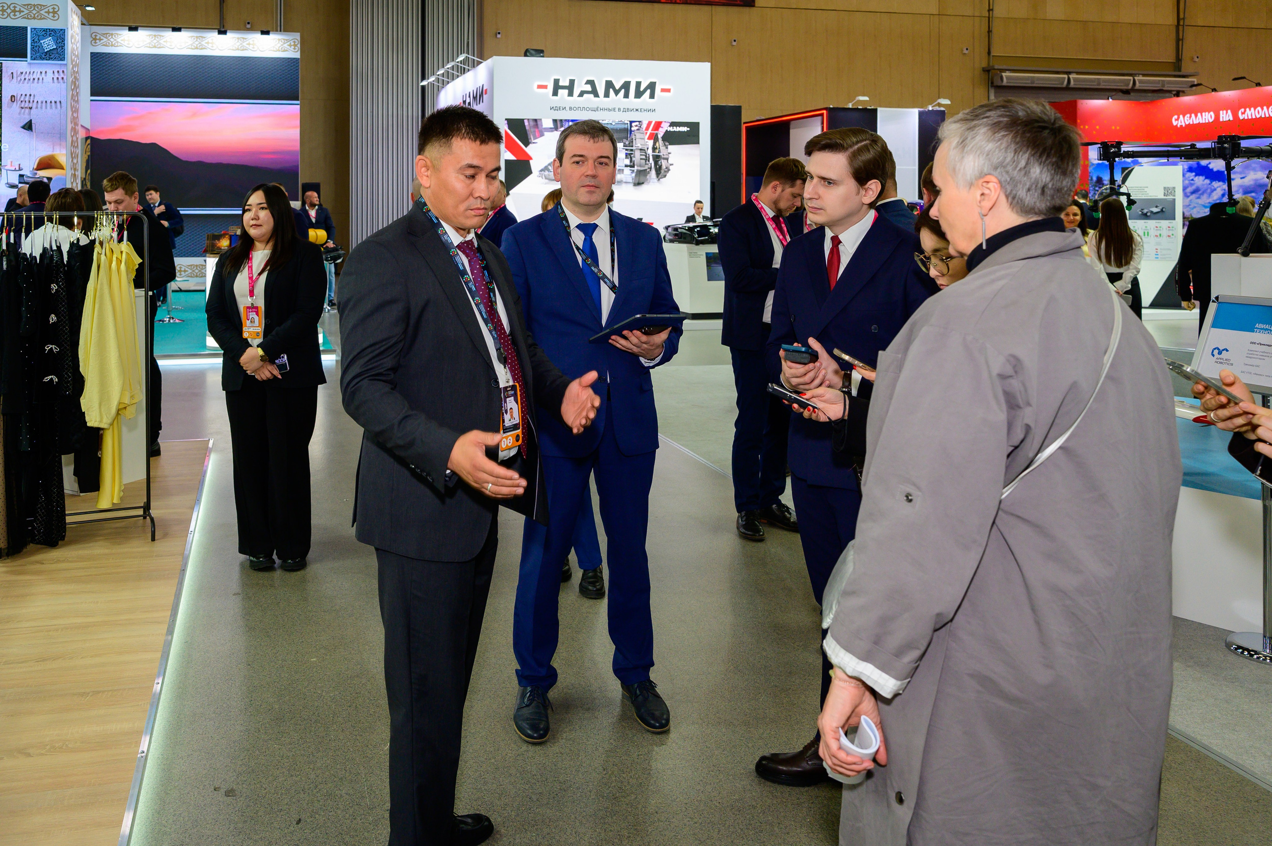 BigindustrialweekBelarus. Фотоуслуги, услуги фотографа, фотографирование важных событий